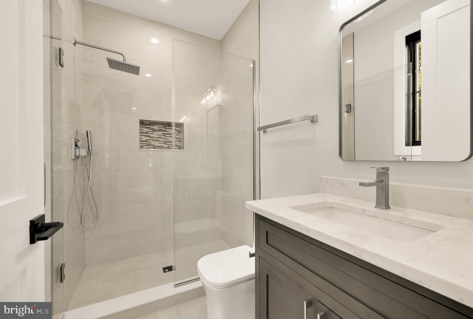 WOODHAVEN - Residential