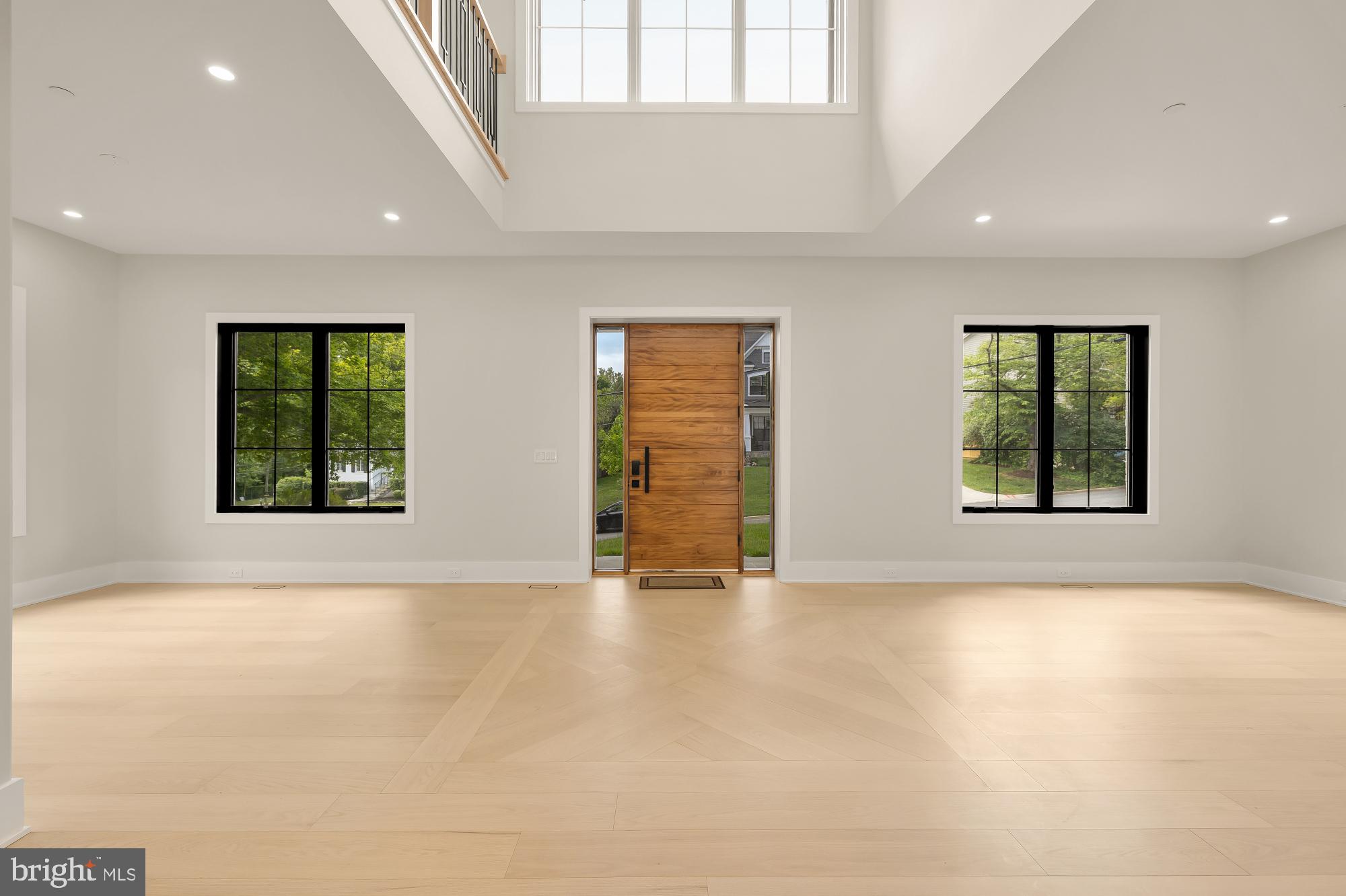 WOODHAVEN - Residential