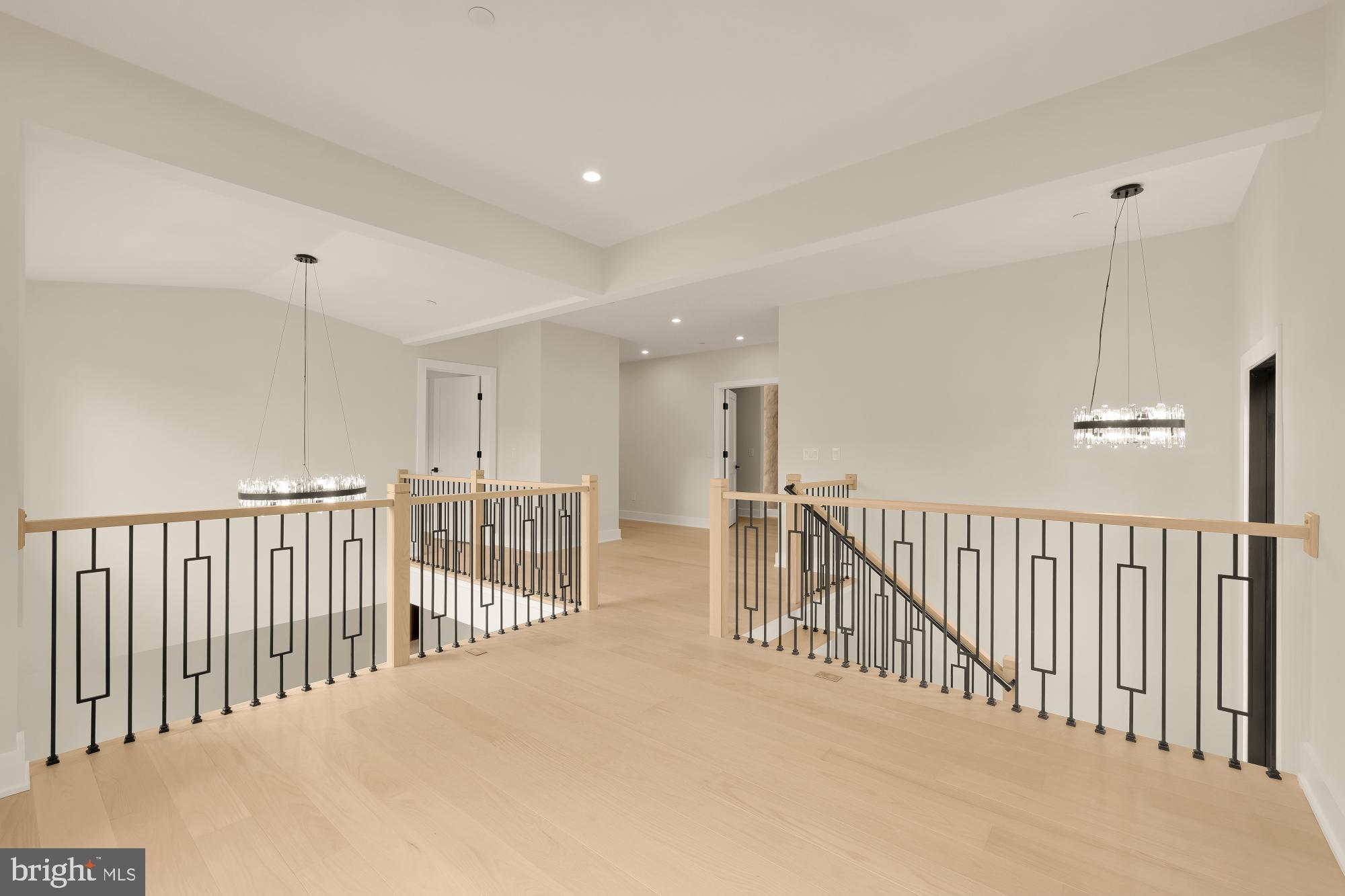 WOODHAVEN - Residential