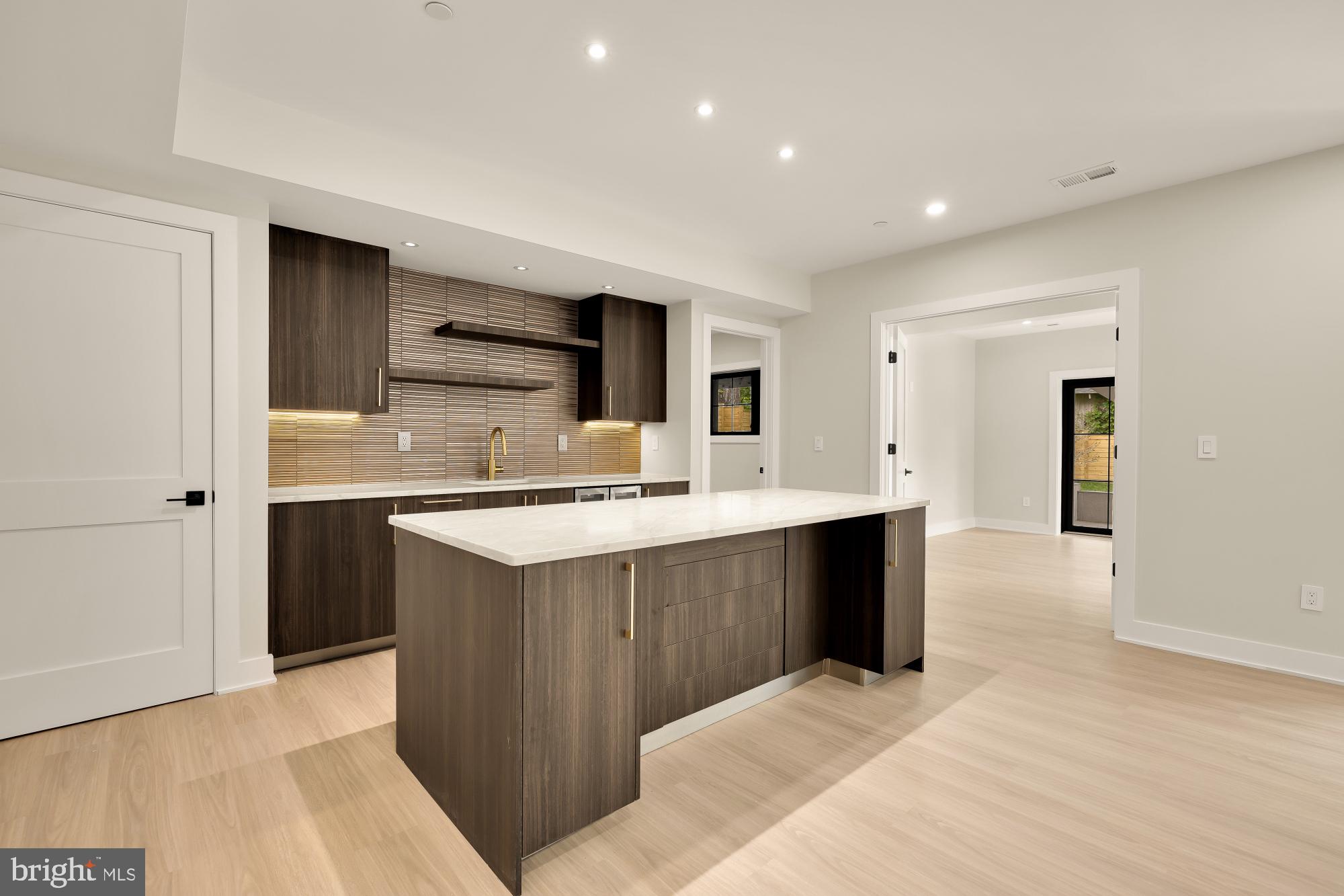 WOODHAVEN - Residential