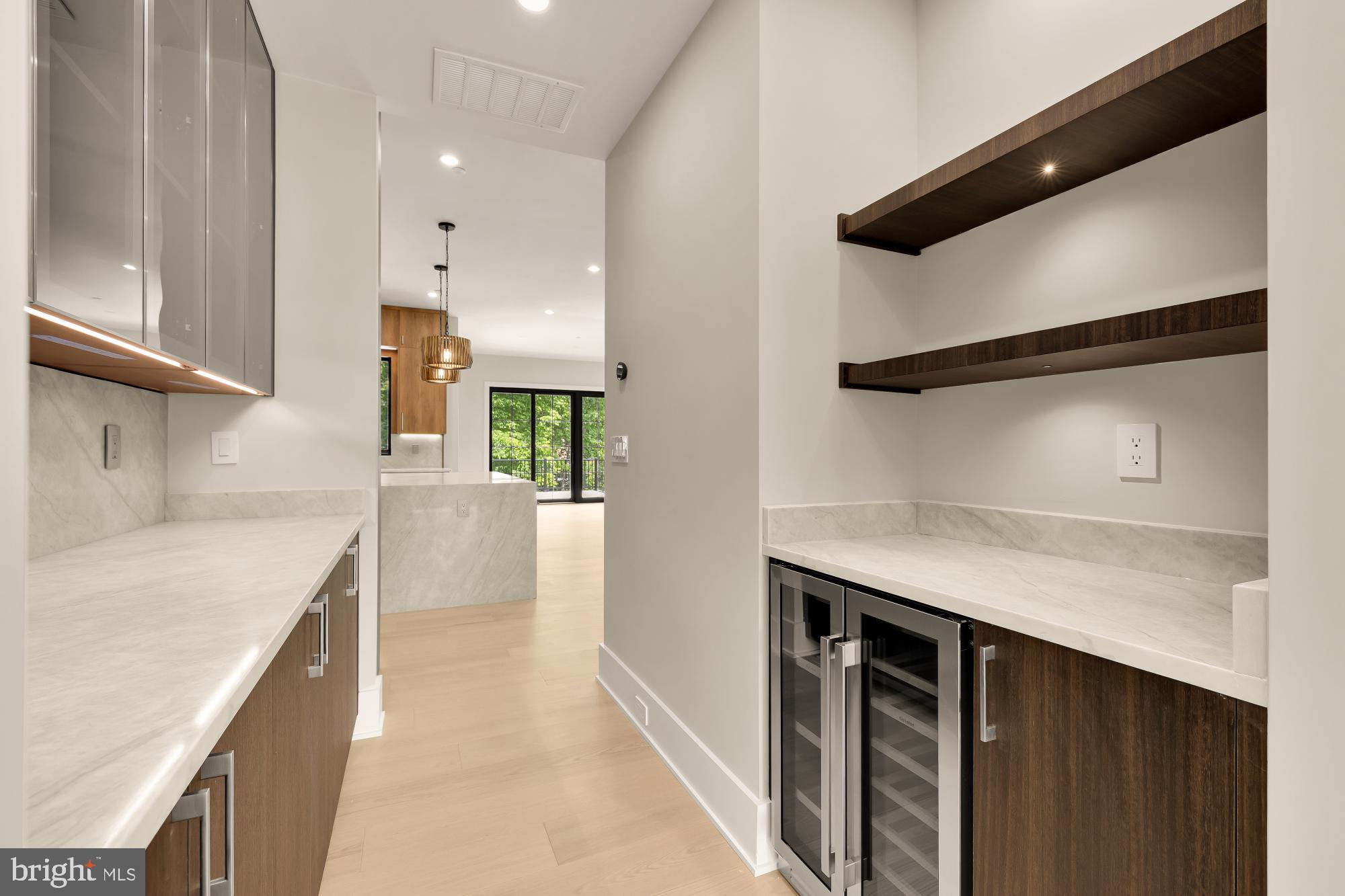WOODHAVEN - Residential