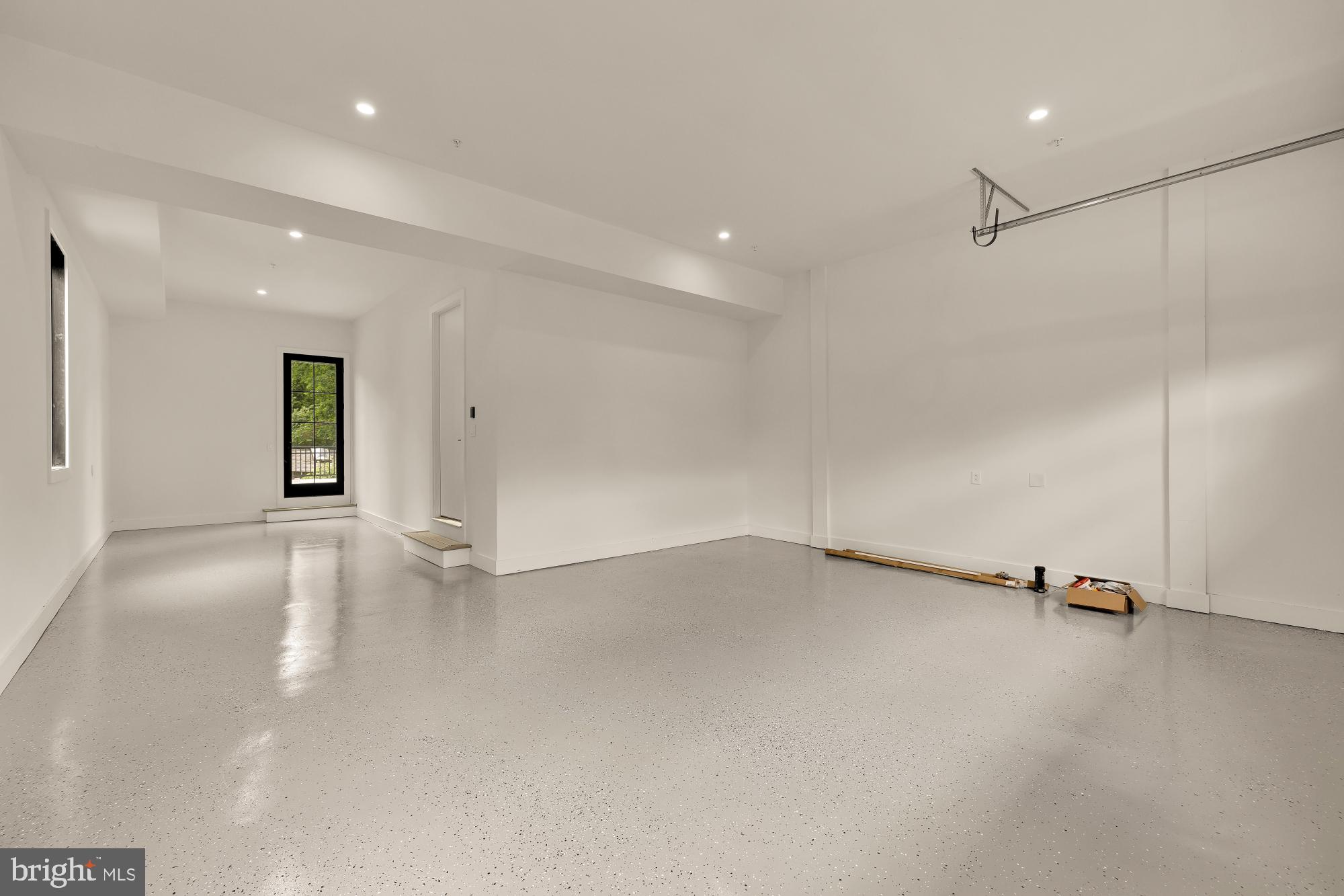 WOODHAVEN - Residential