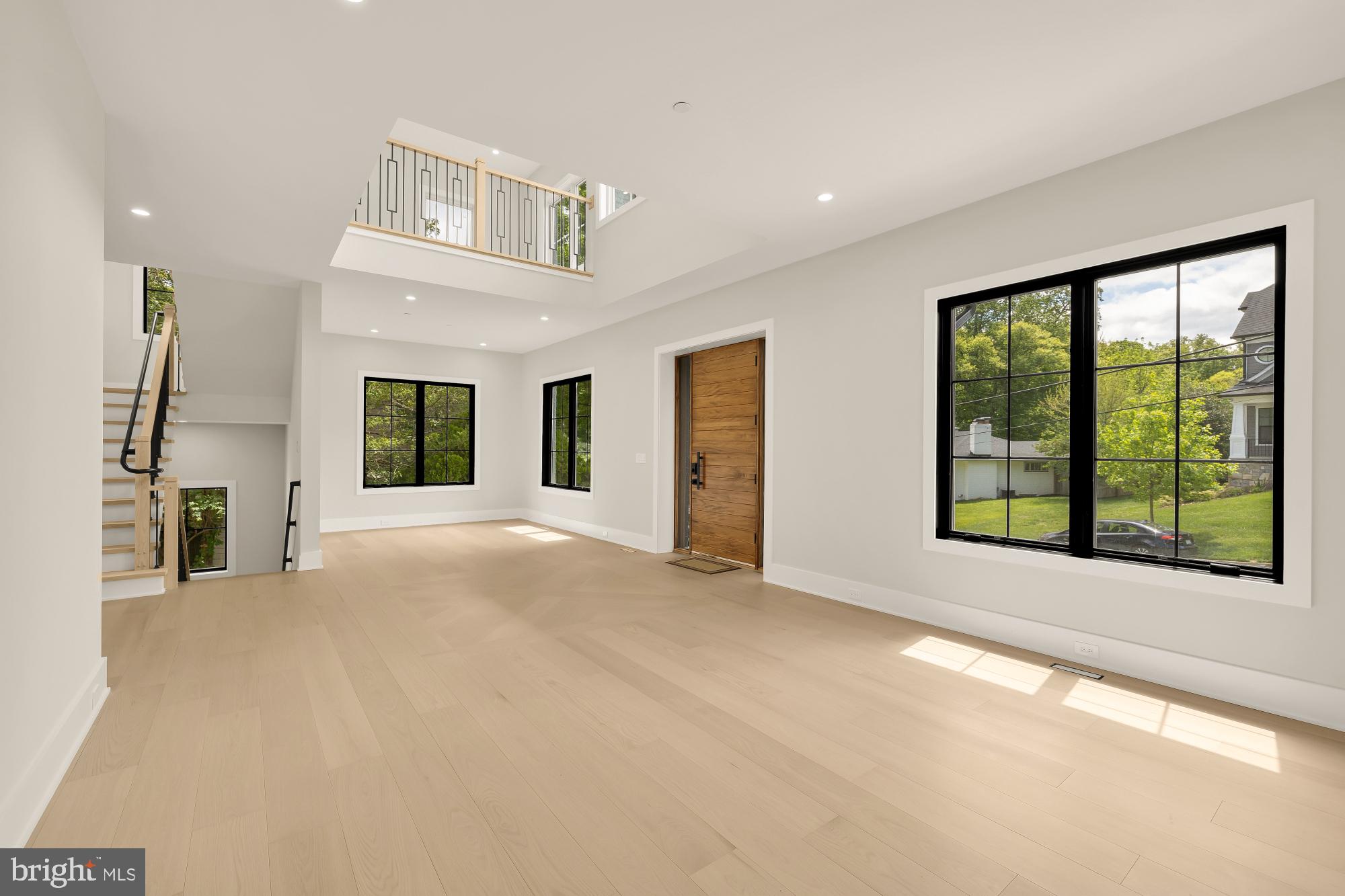 WOODHAVEN - Residential