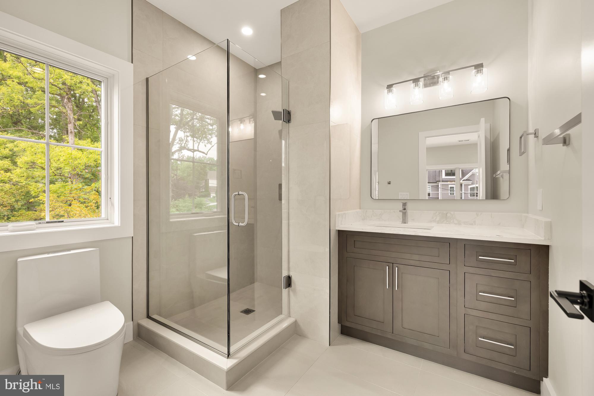 WOODHAVEN - Residential