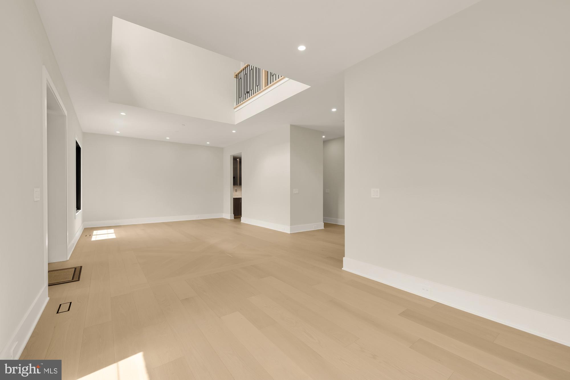 WOODHAVEN - Residential