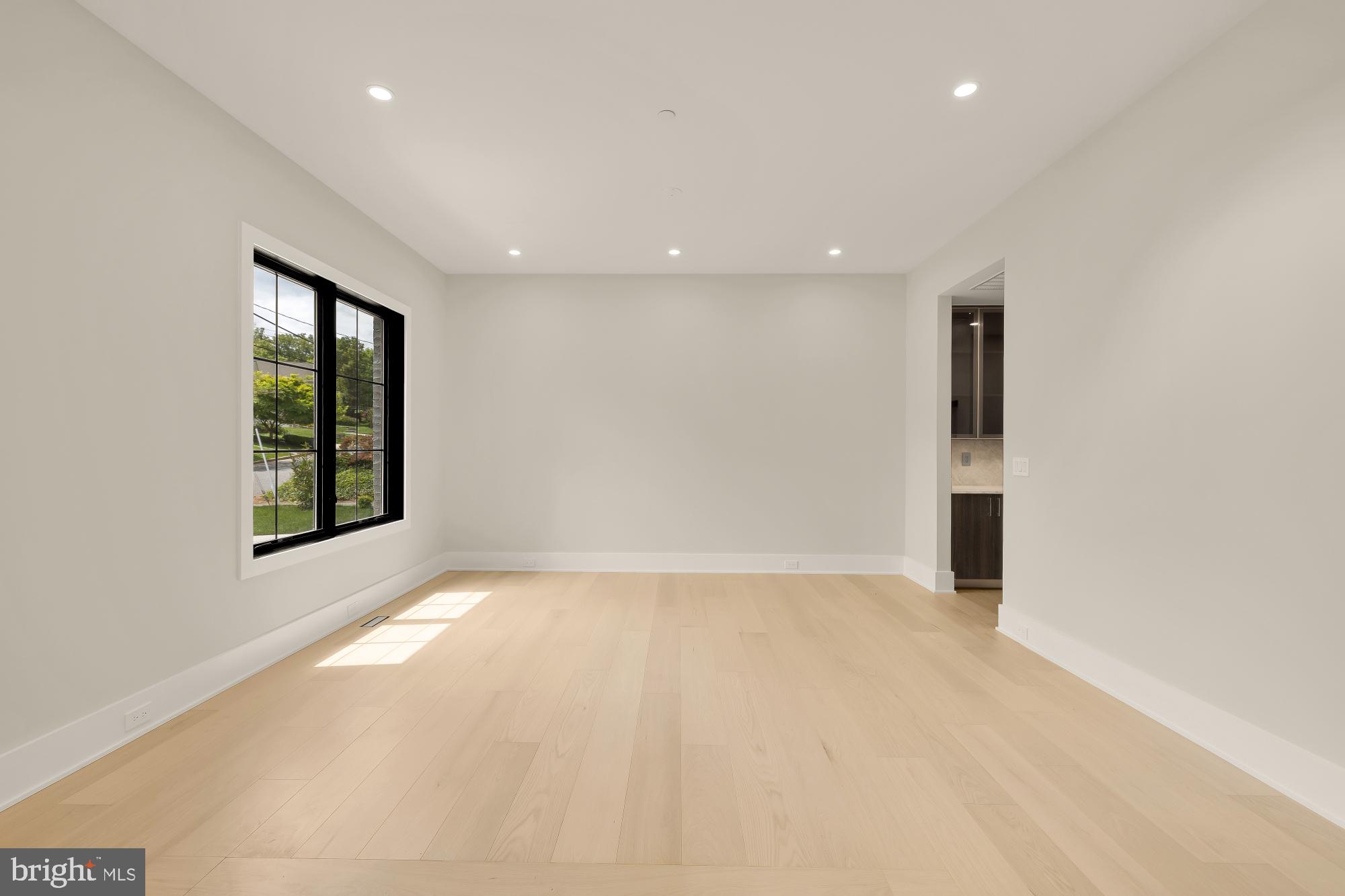 WOODHAVEN - Residential