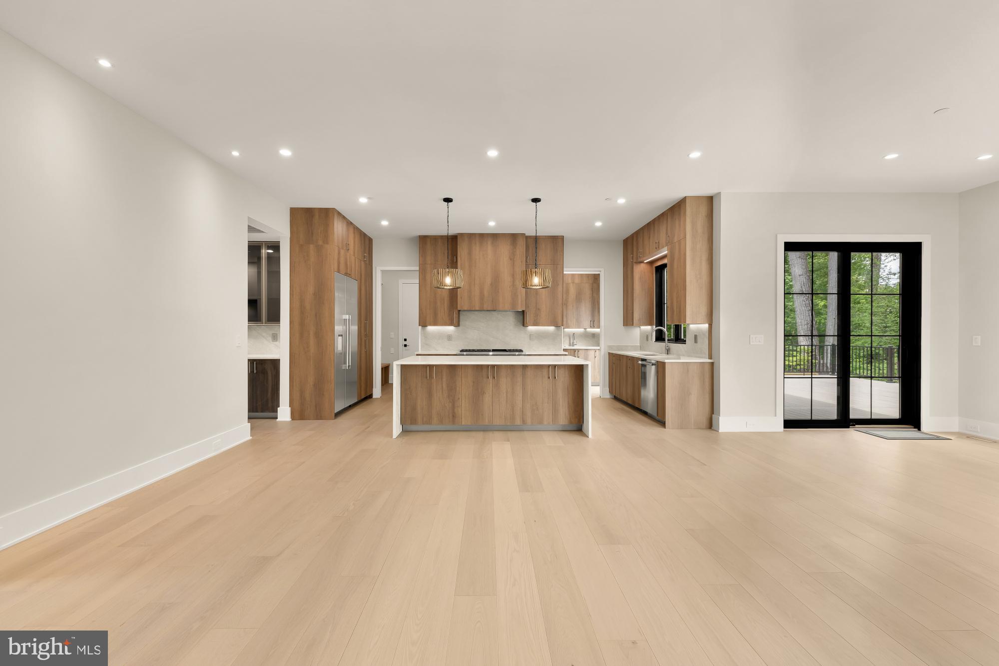 WOODHAVEN - Residential