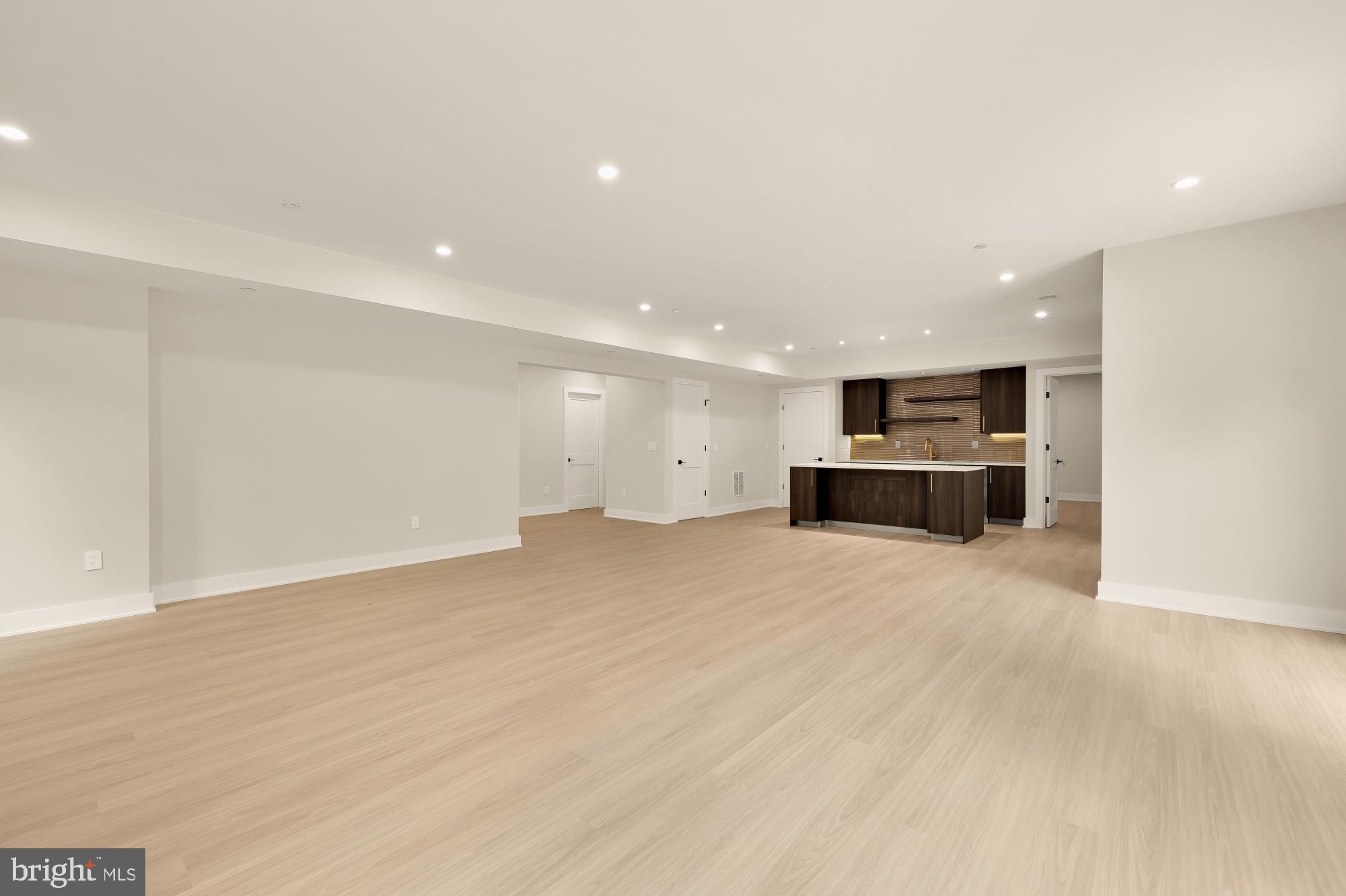 WOODHAVEN - Residential