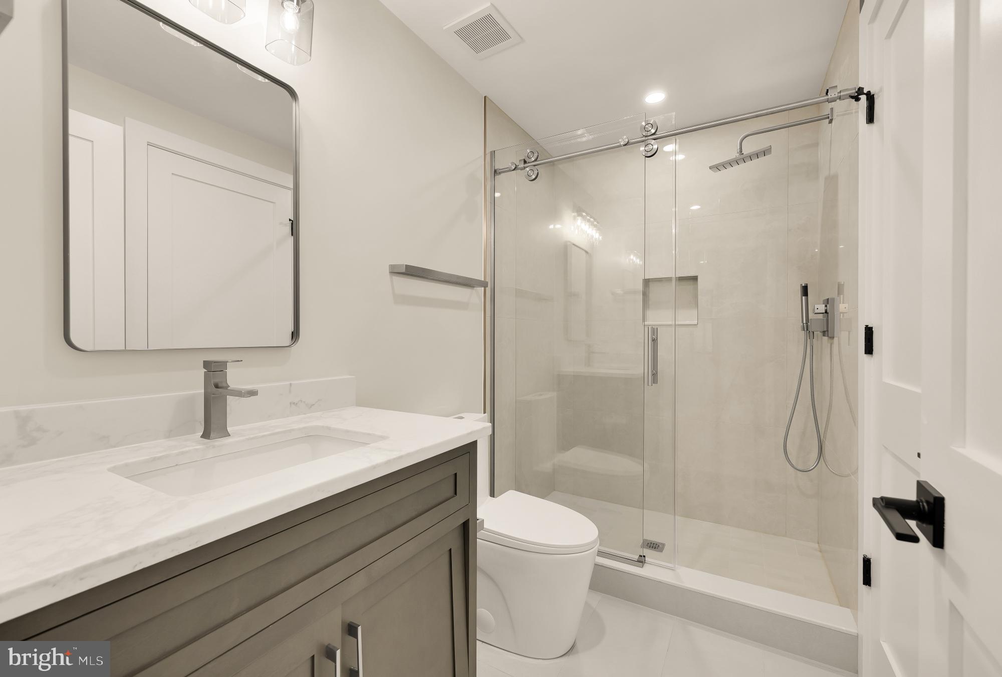 WOODHAVEN - Residential
