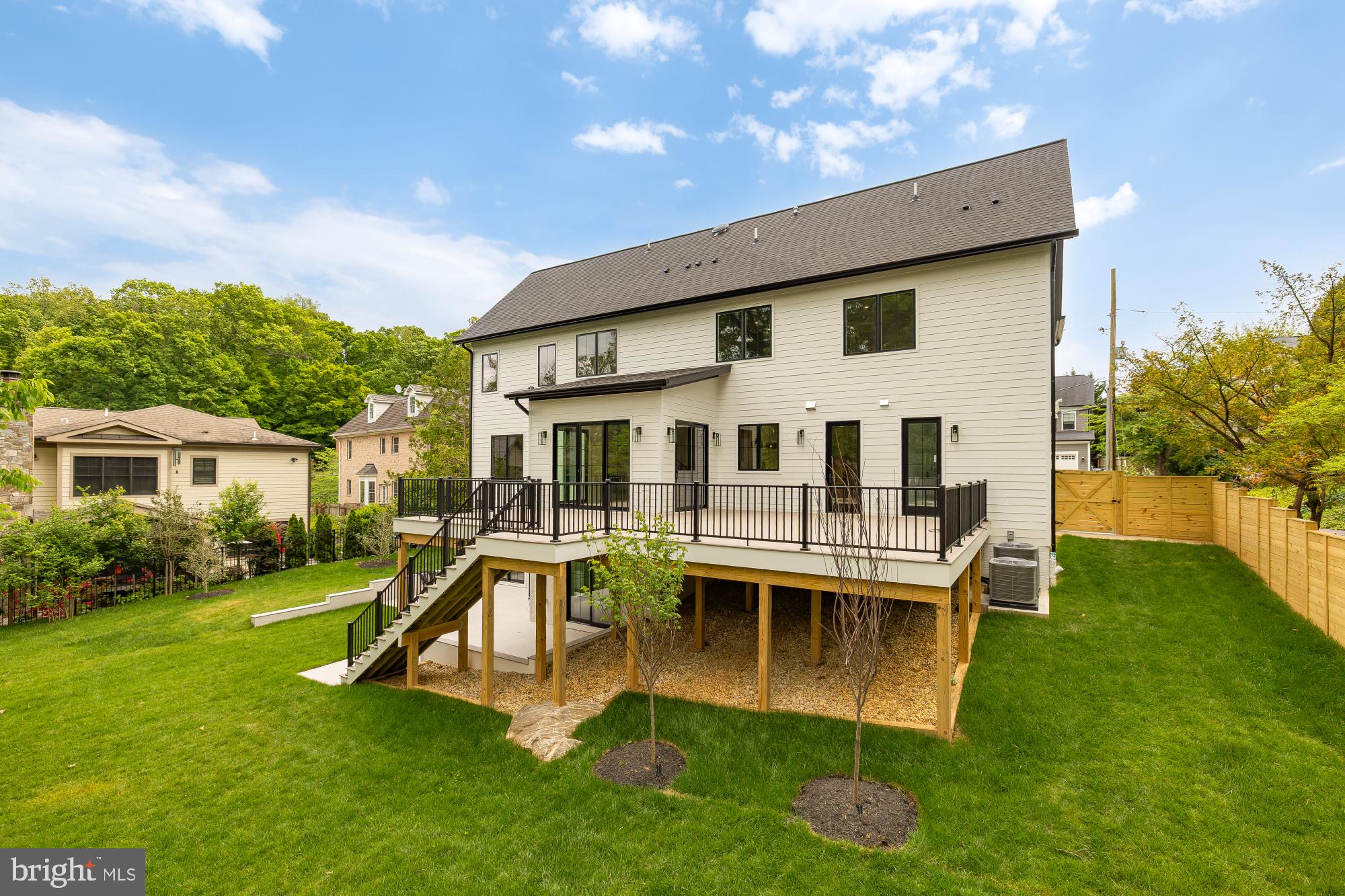 WOODHAVEN - Residential