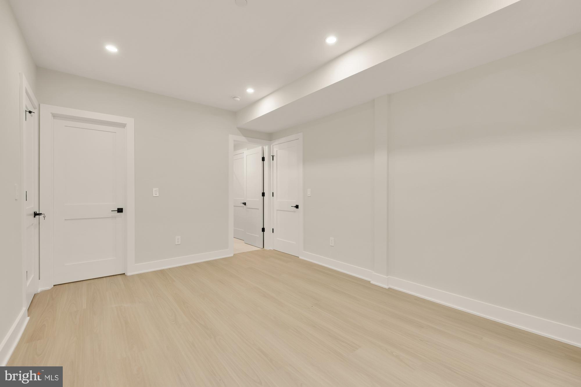 WOODHAVEN - Residential