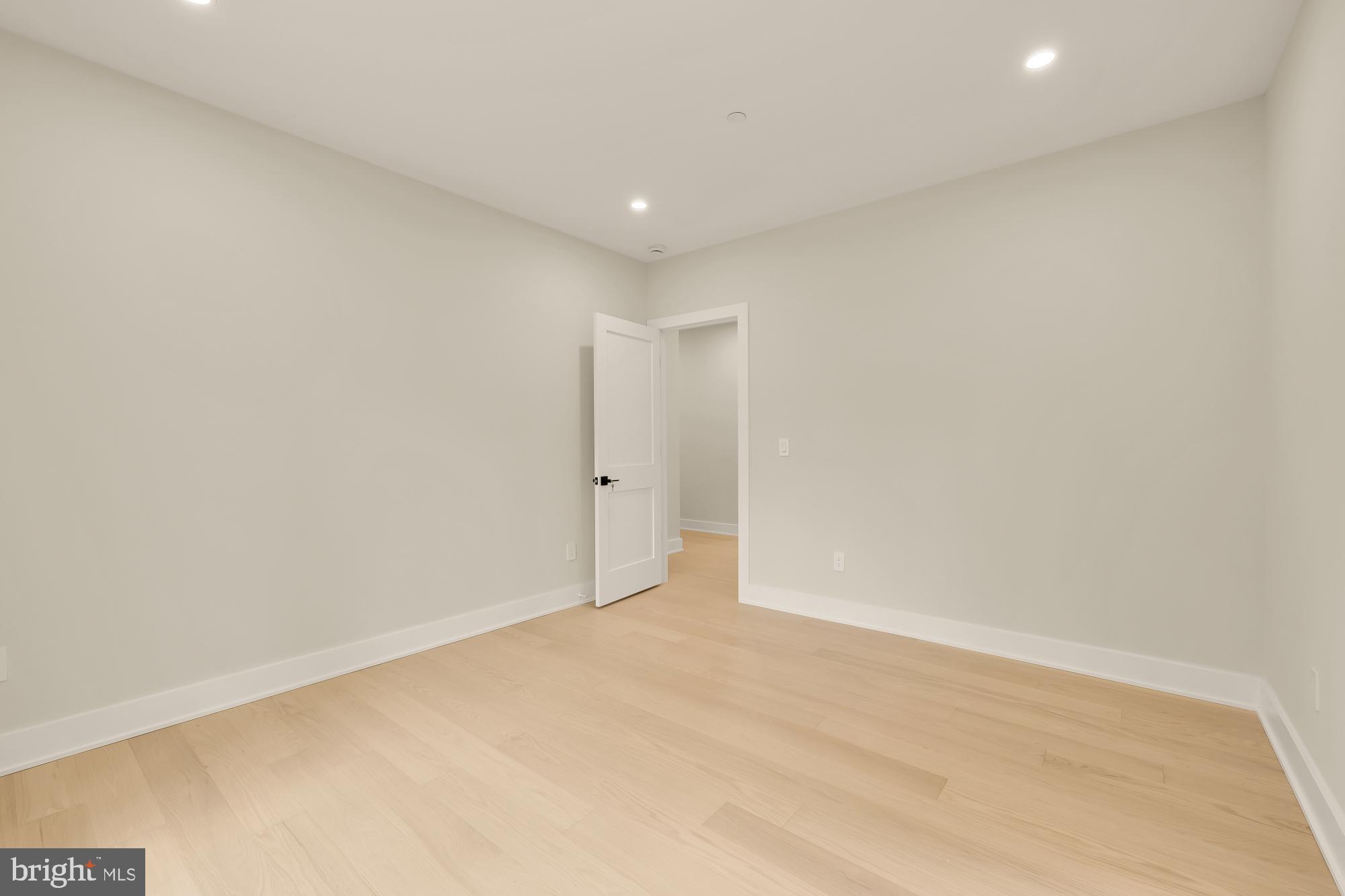 WOODHAVEN - Residential