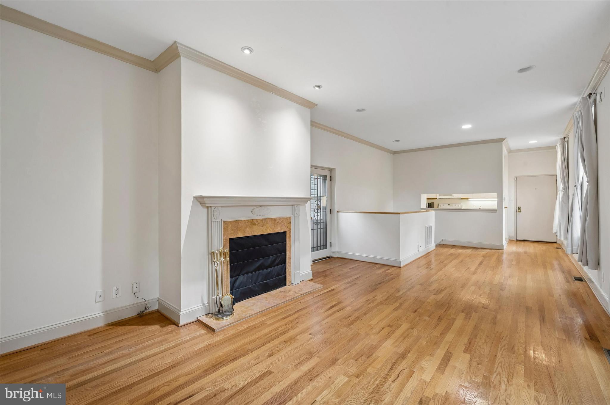 ART MUSEUM AREA - Residential