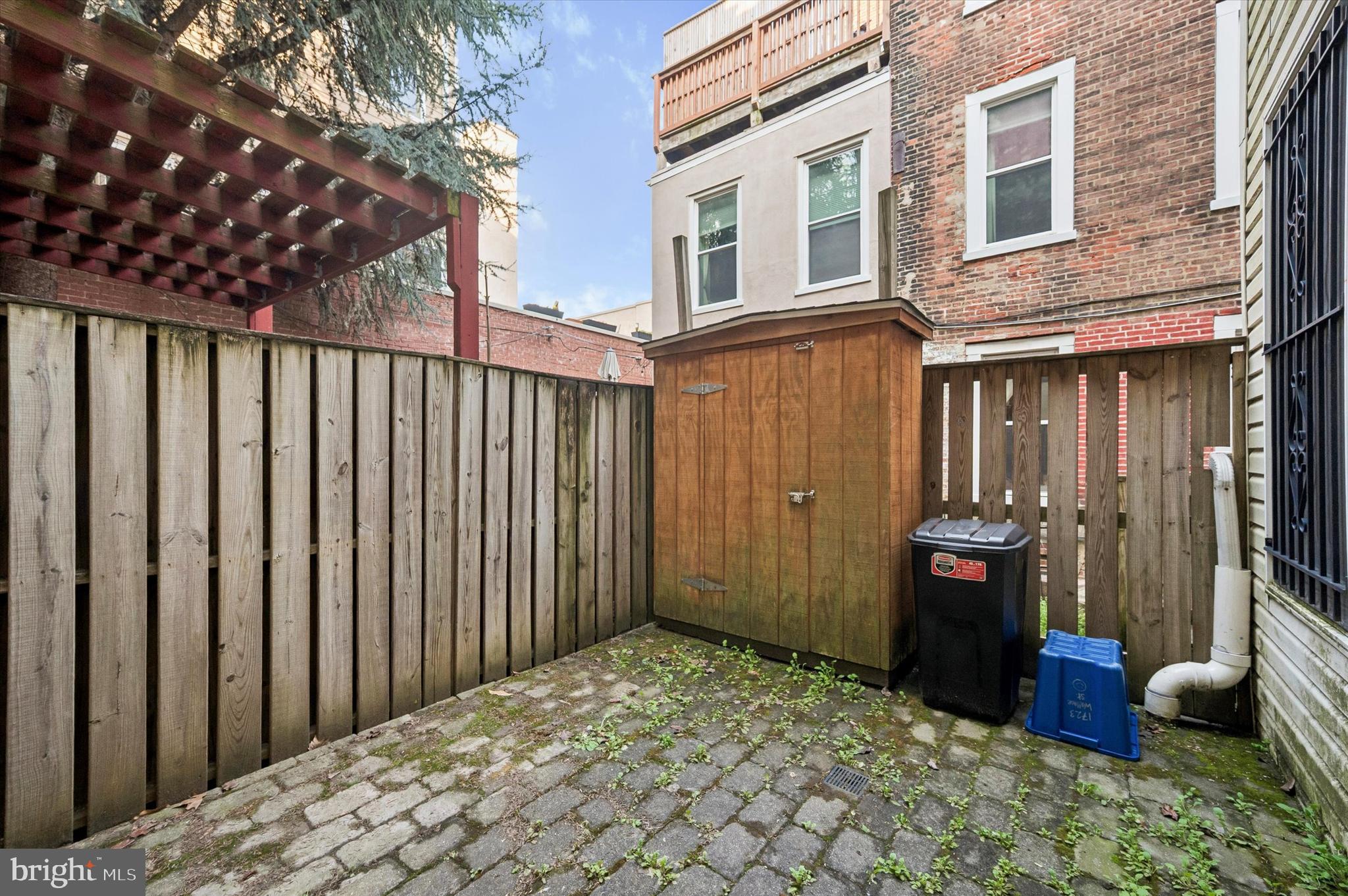 ART MUSEUM AREA - Residential