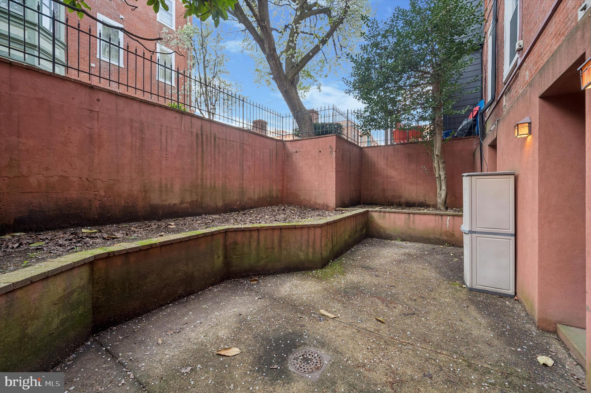 ART MUSEUM AREA - Residential