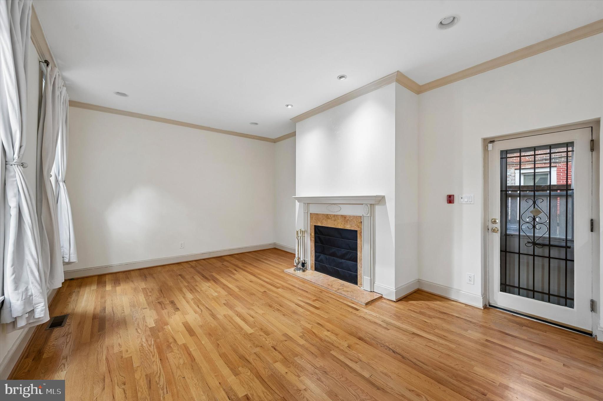 ART MUSEUM AREA - Residential