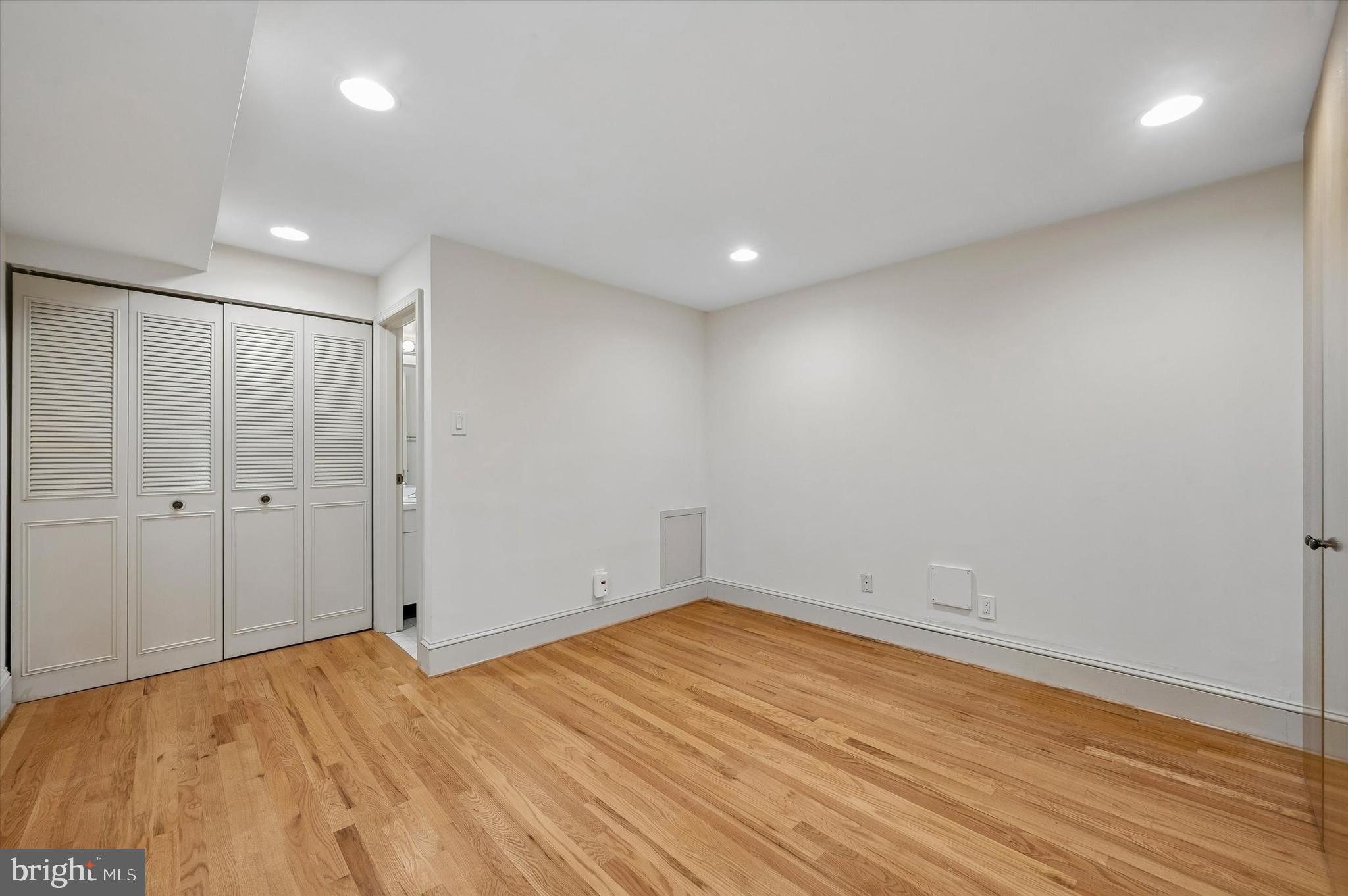 ART MUSEUM AREA - Residential