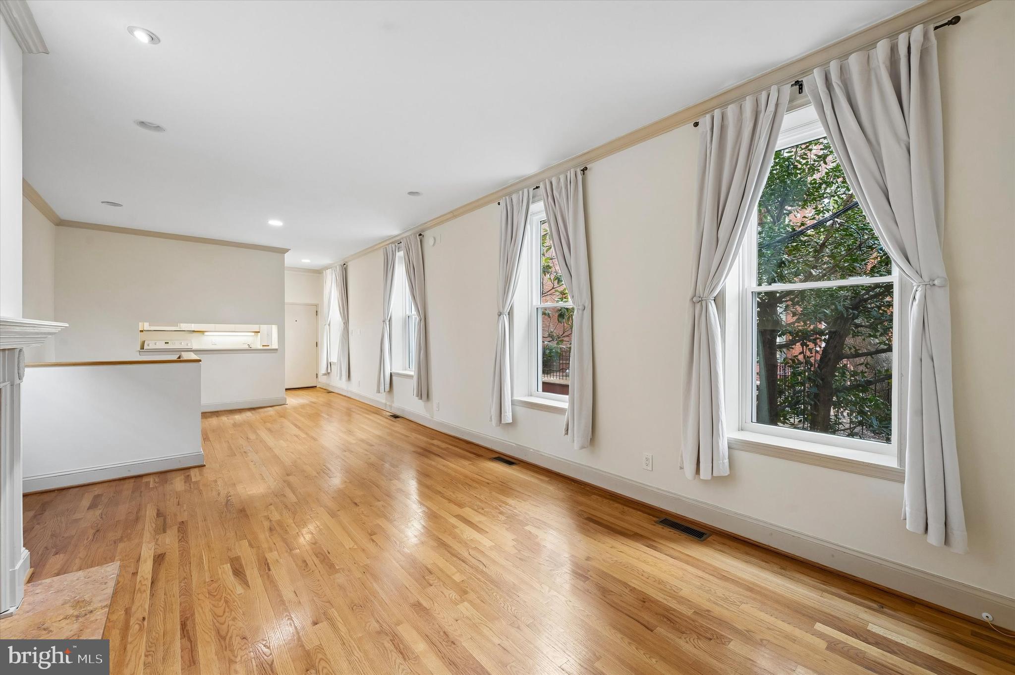 ART MUSEUM AREA - Residential