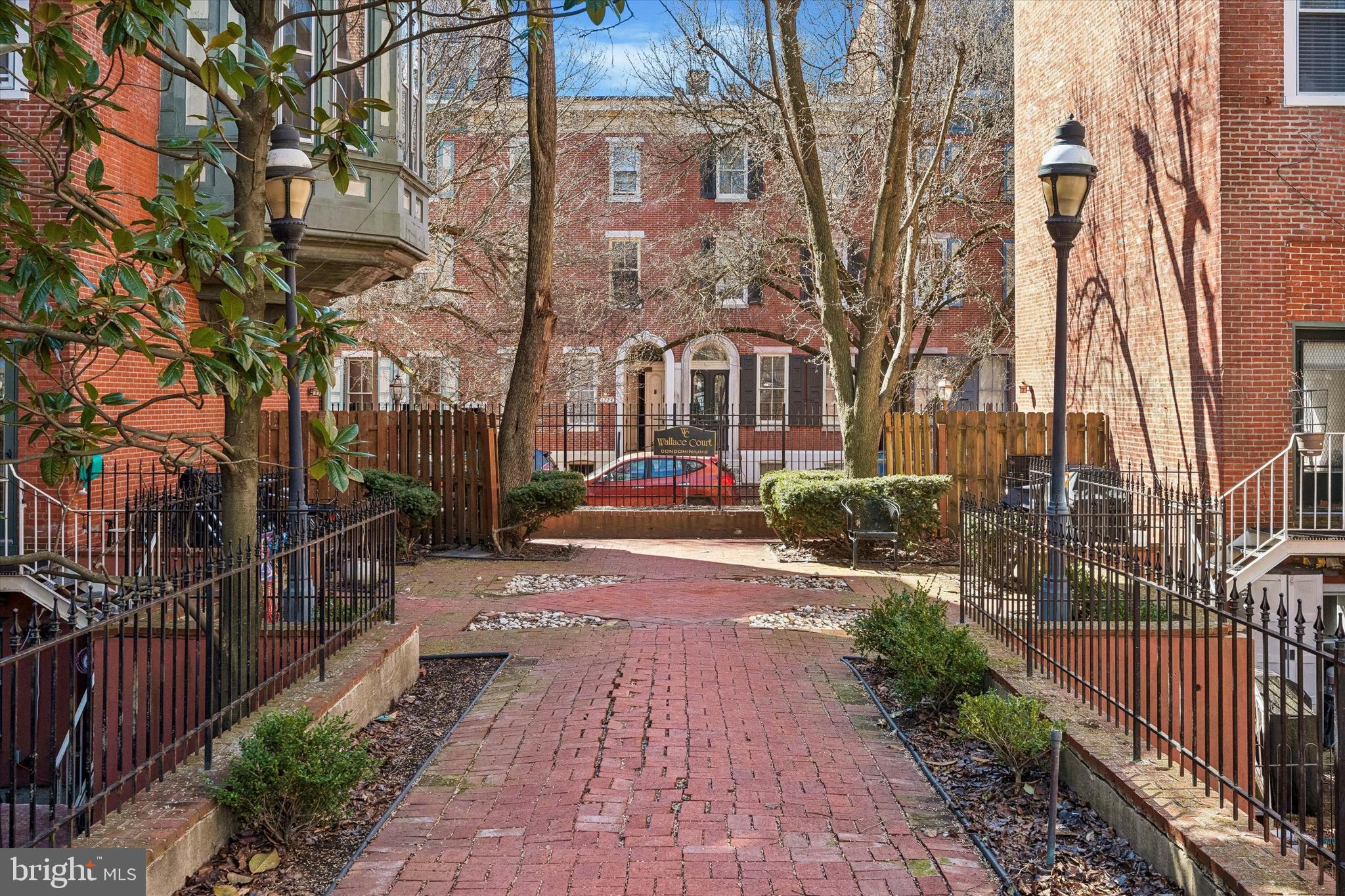 ART MUSEUM AREA - Residential