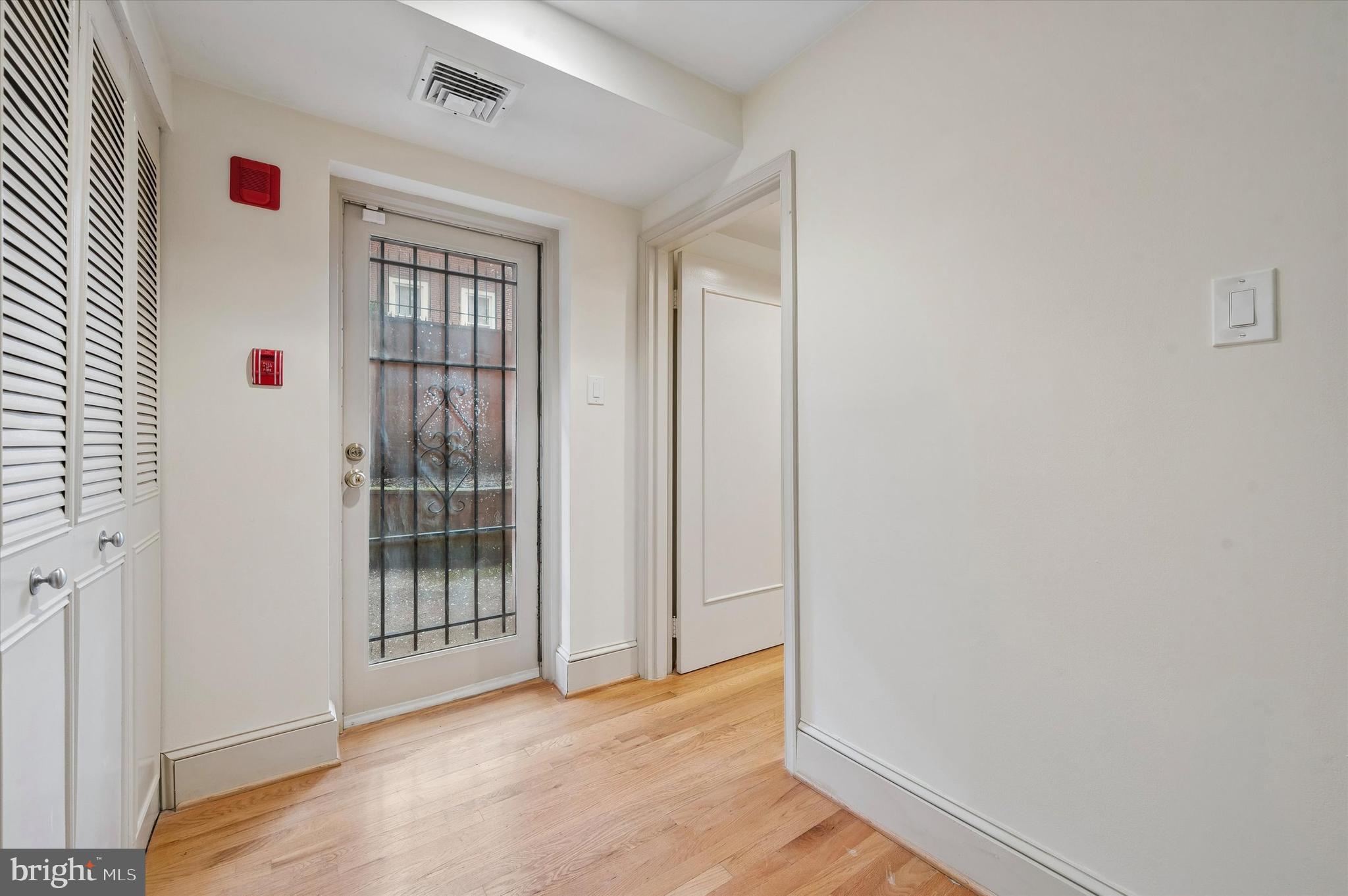 ART MUSEUM AREA - Residential