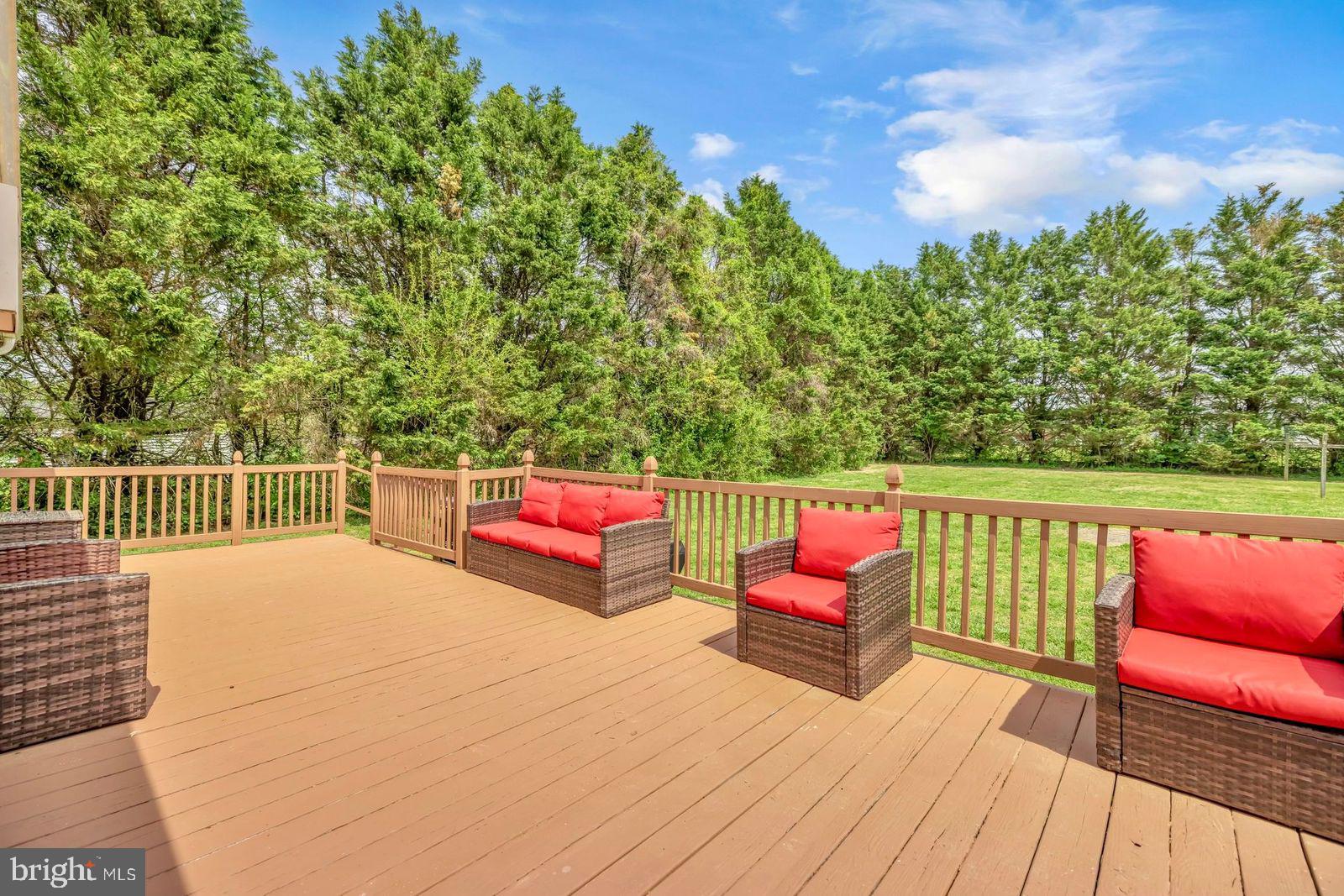 BACKLANDING ESTATES - Residential