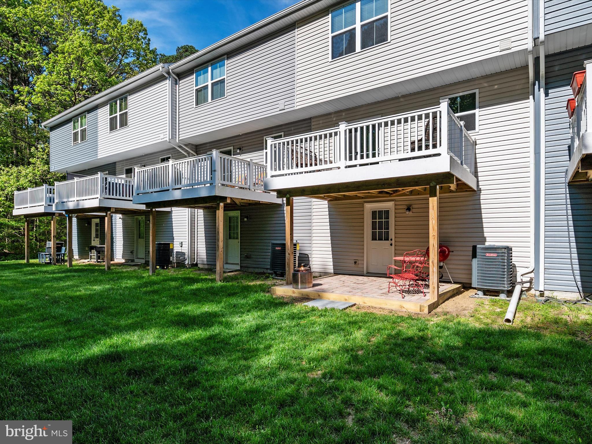 HERON POINT - Residential