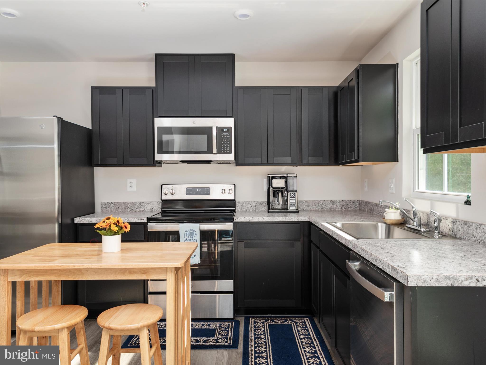 HERON POINT - Residential