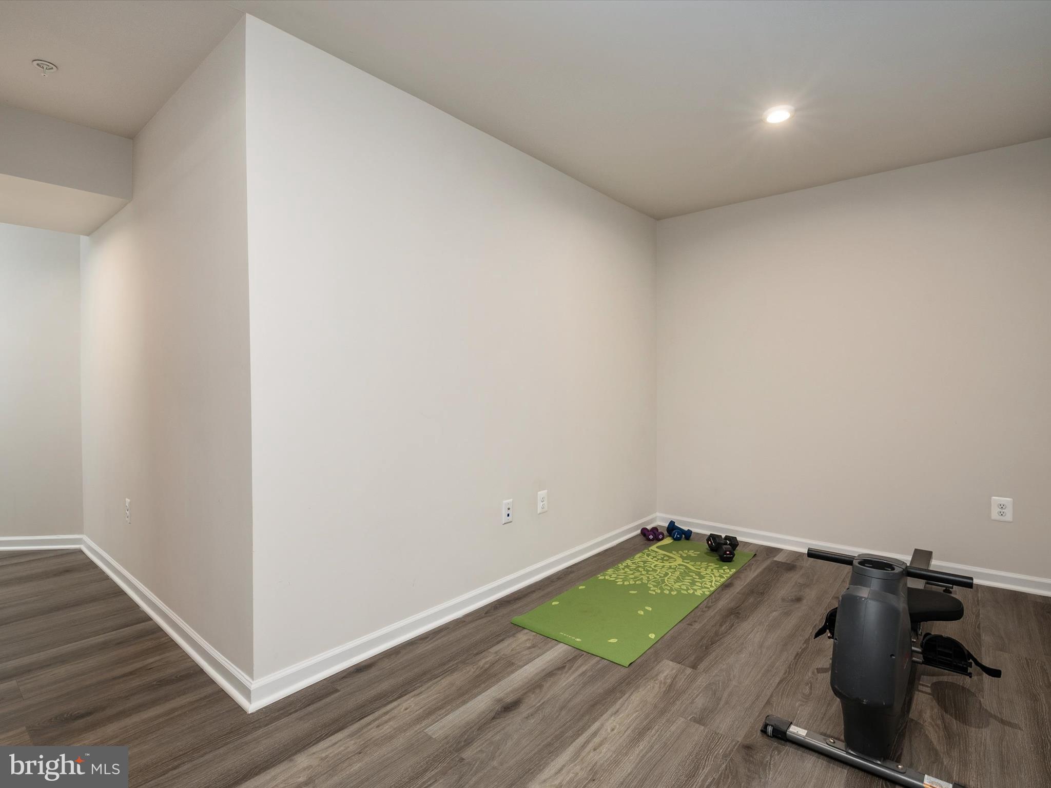 HERON POINT - Residential