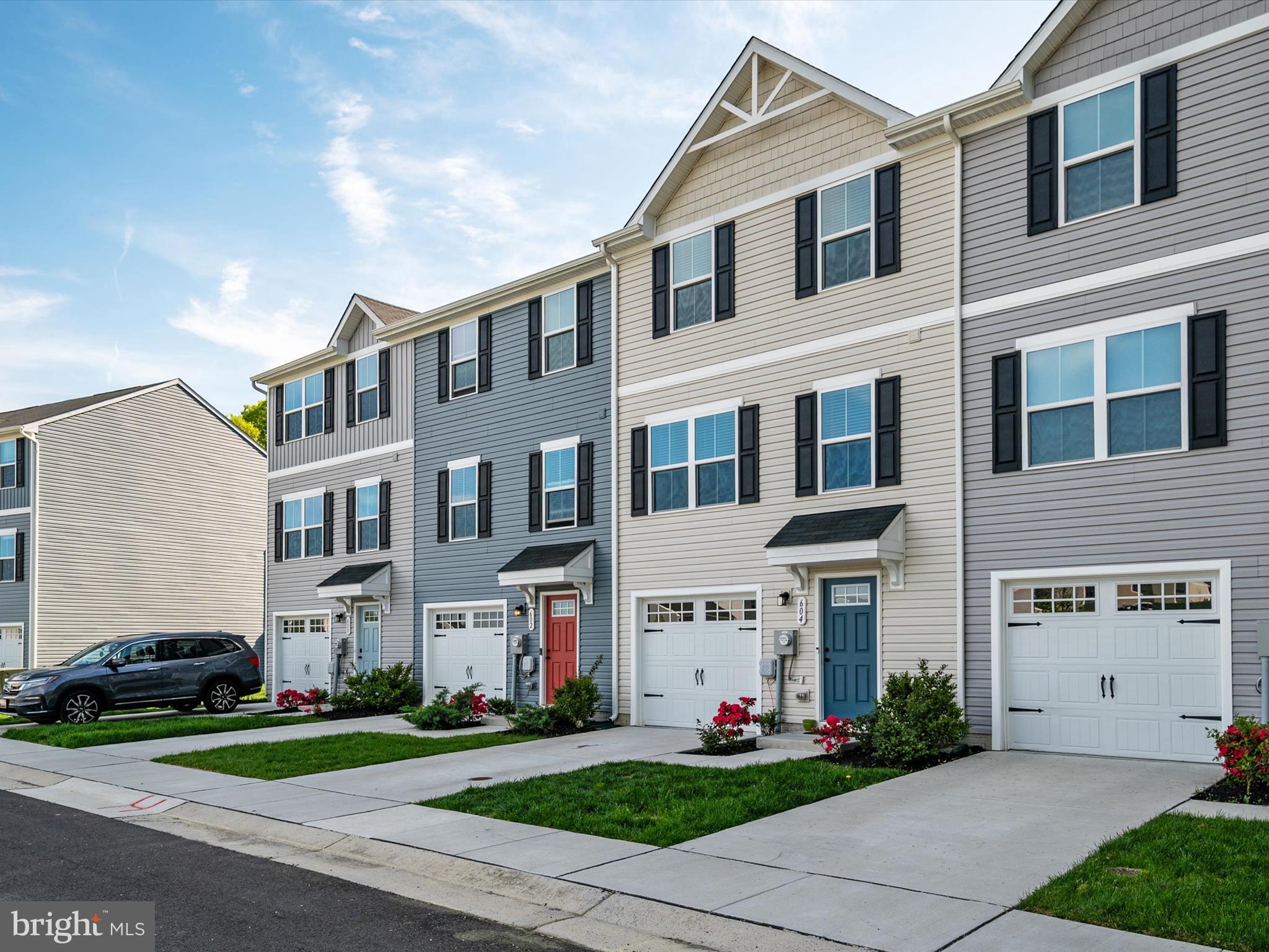 HERON POINT - Residential