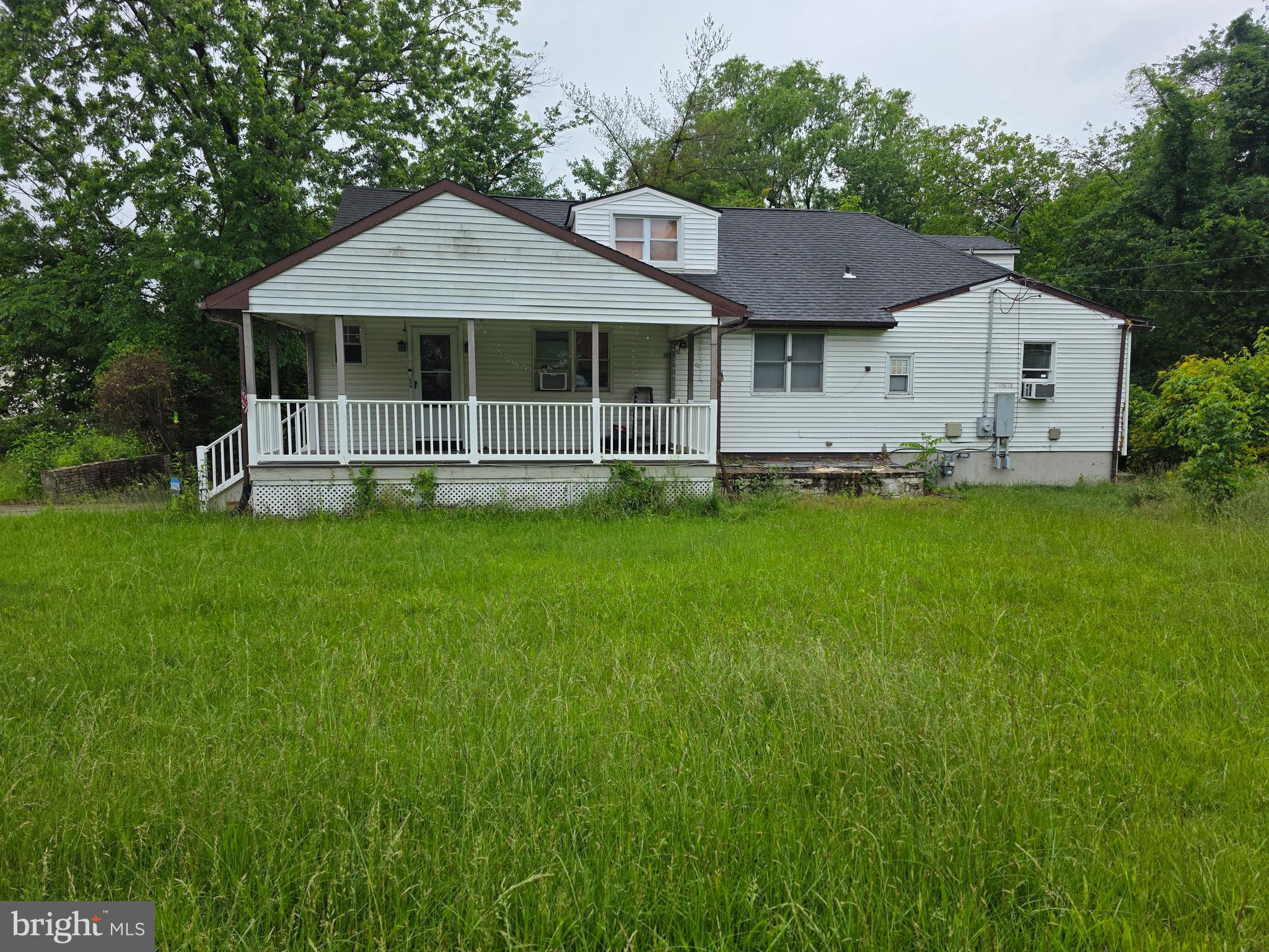 103 LAKESIDE AVENUE