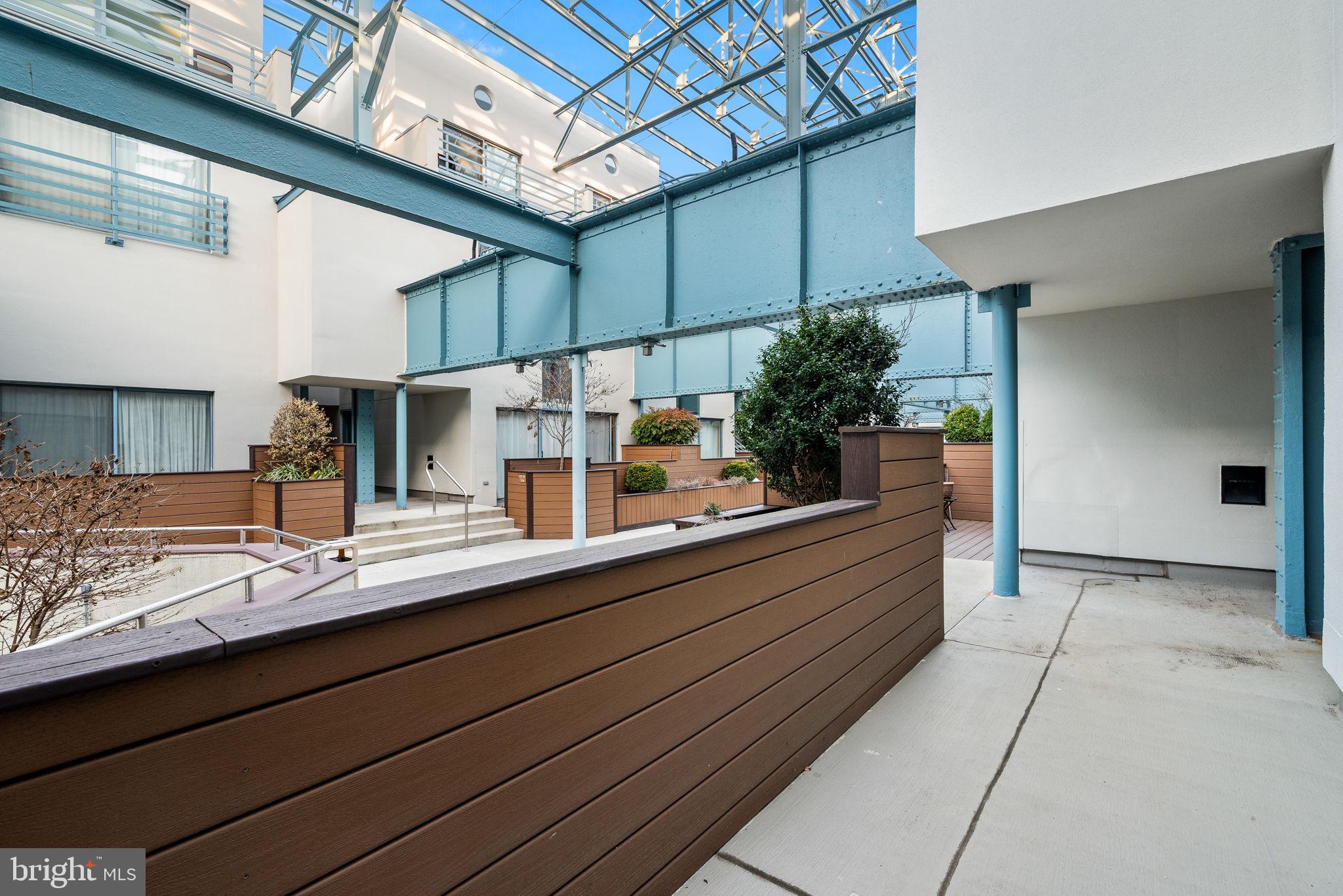 OLD CITY - Residential