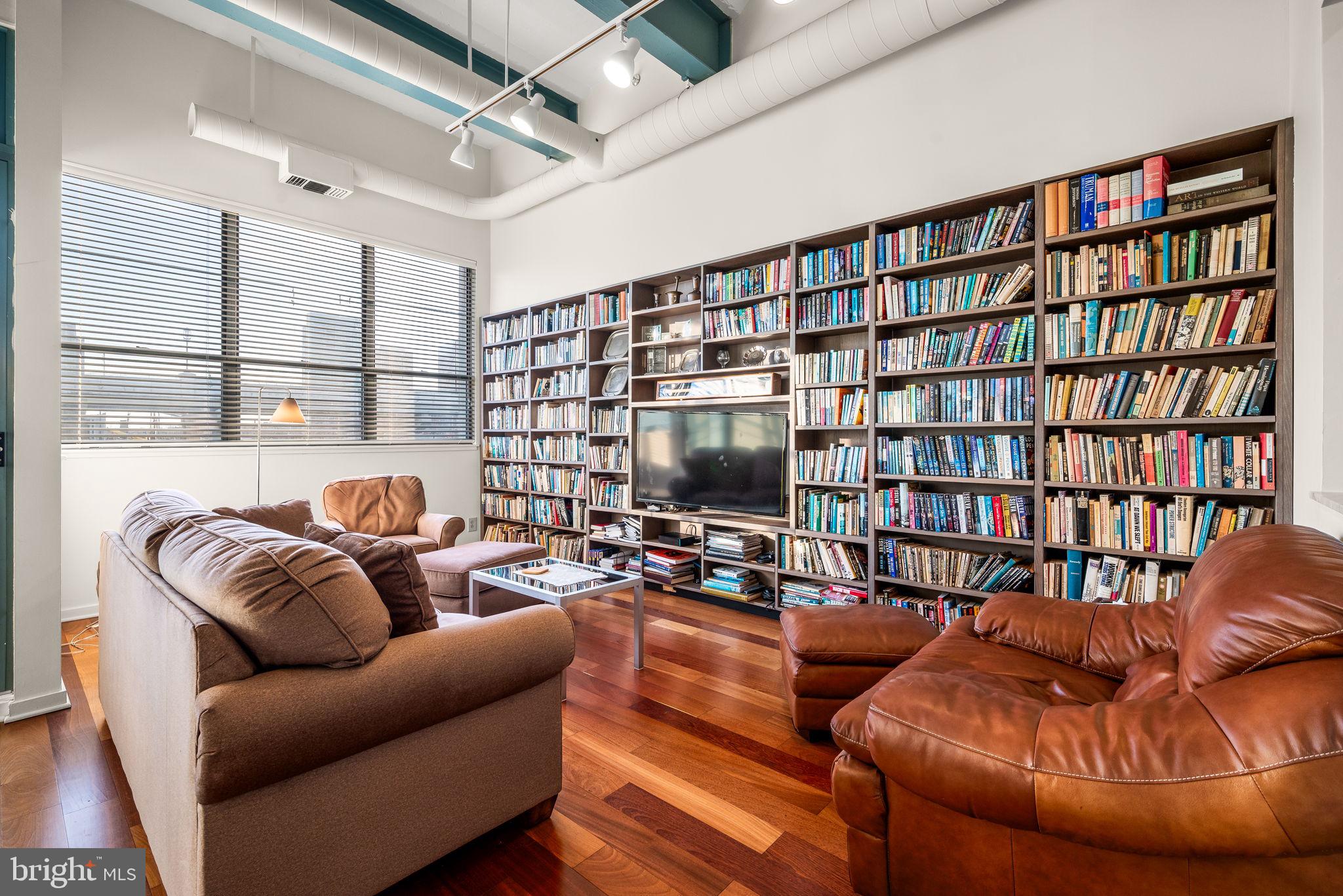 OLD CITY - Residential