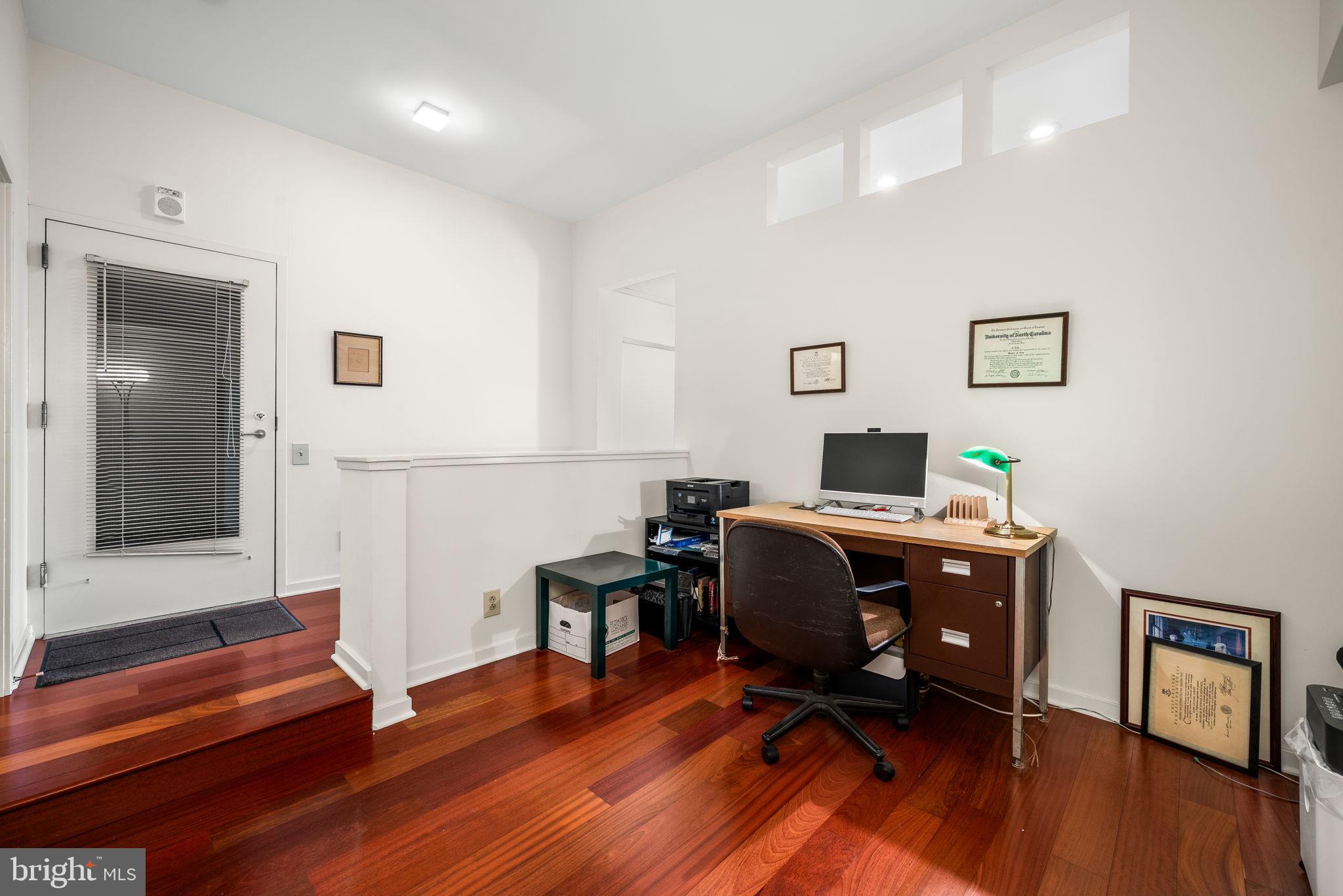 OLD CITY - Residential