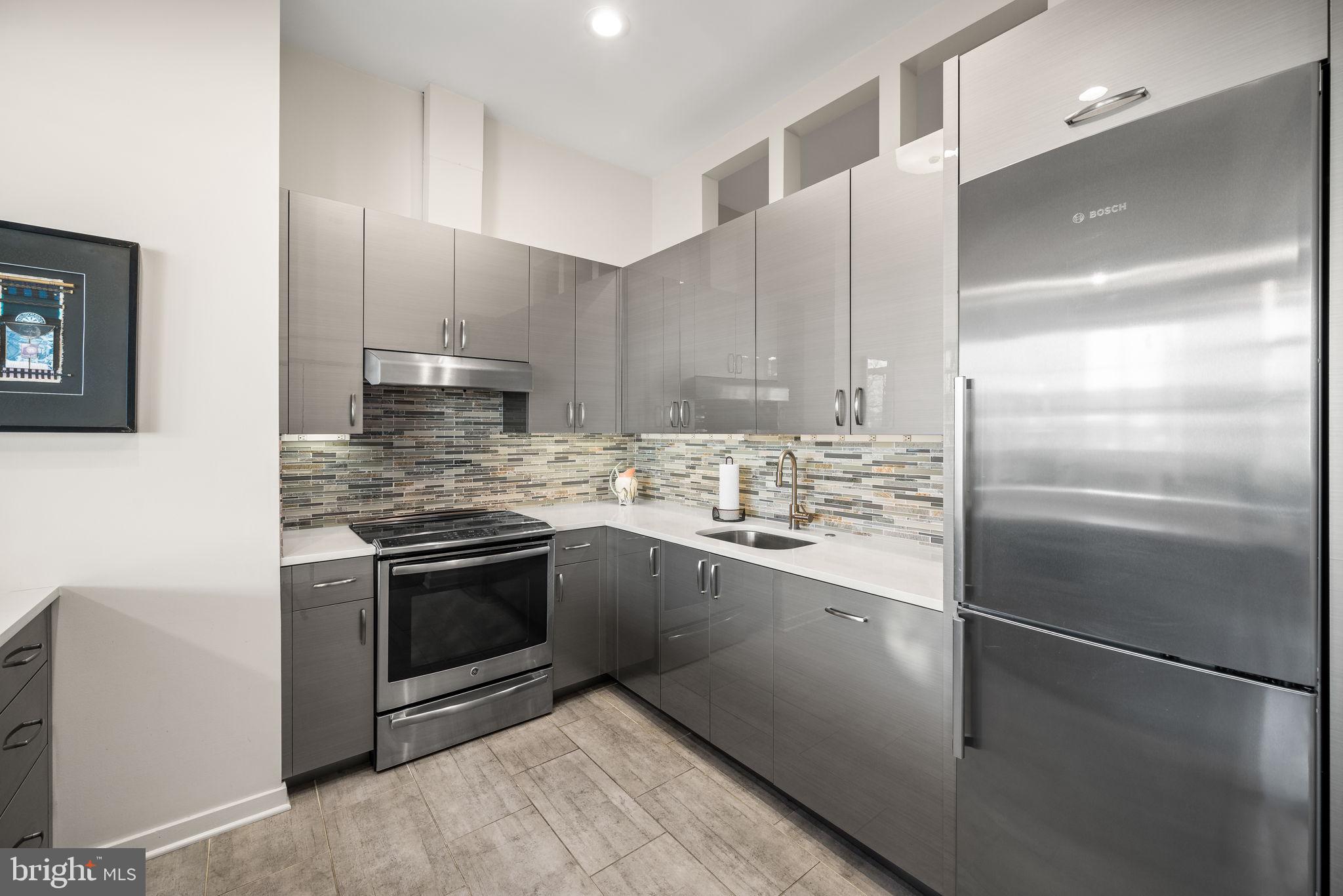 OLD CITY - Residential