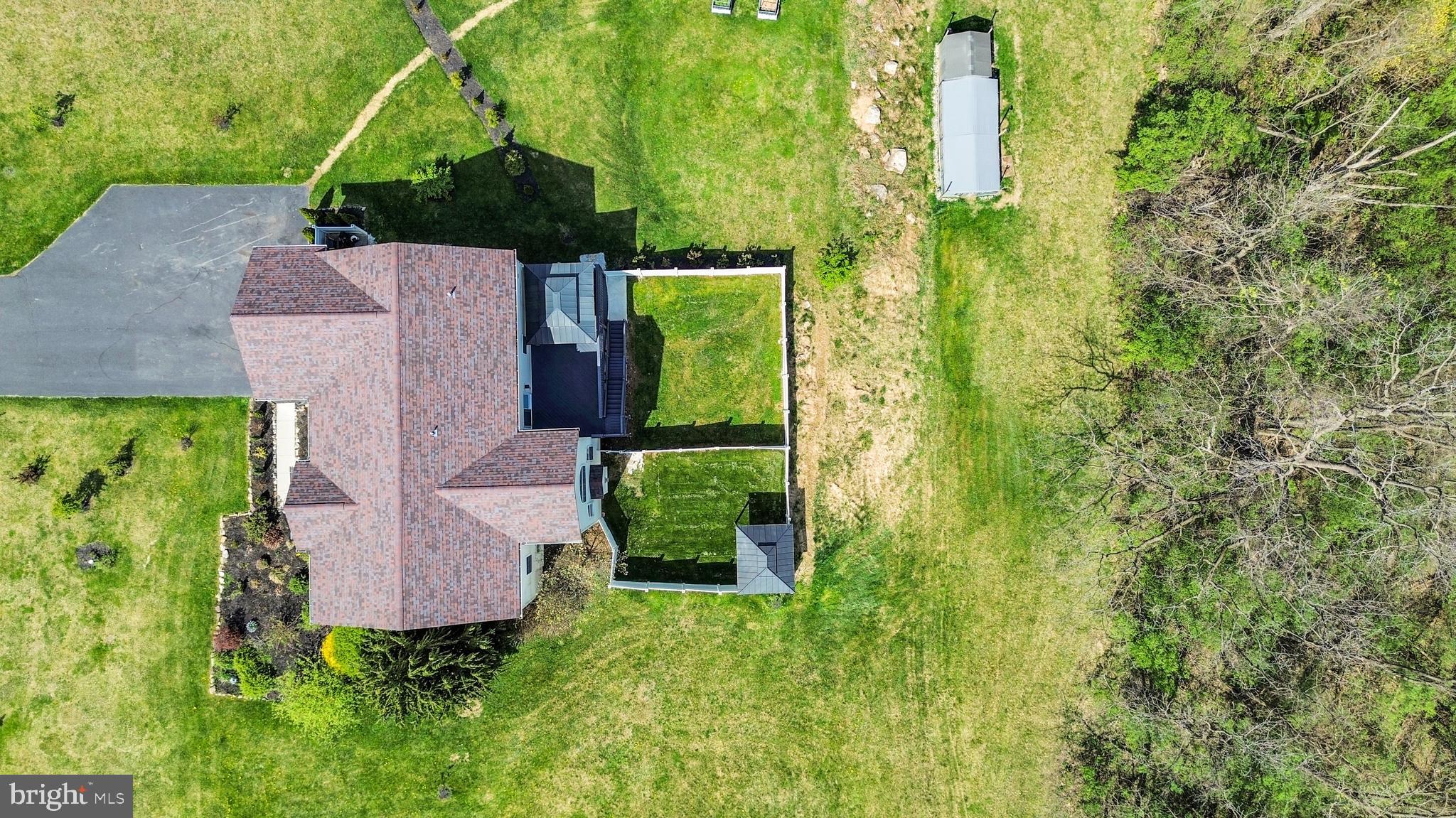 RIDGE CREST - Residential