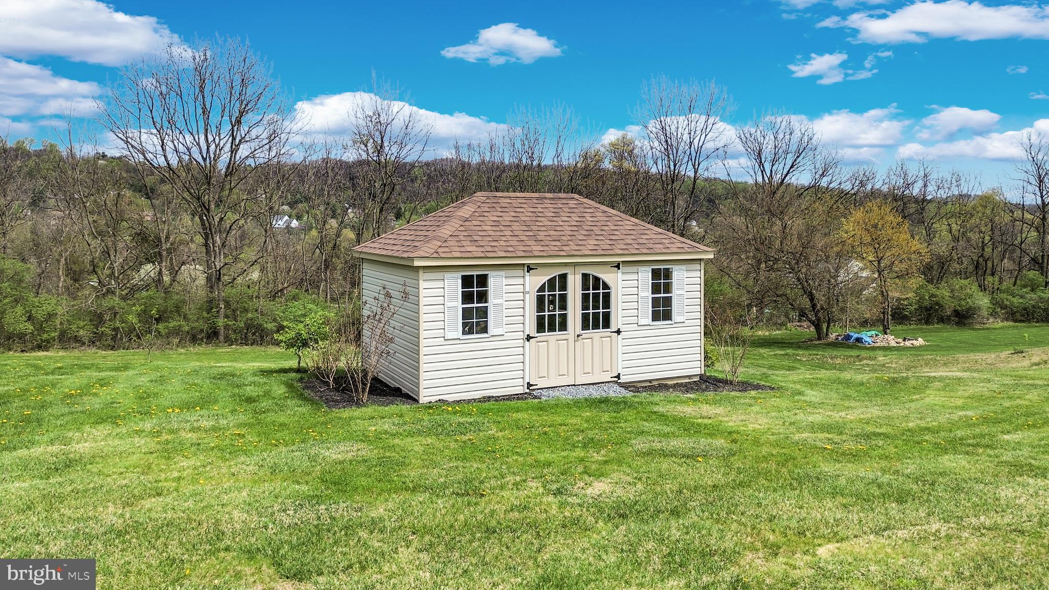 RIDGE CREST - Residential