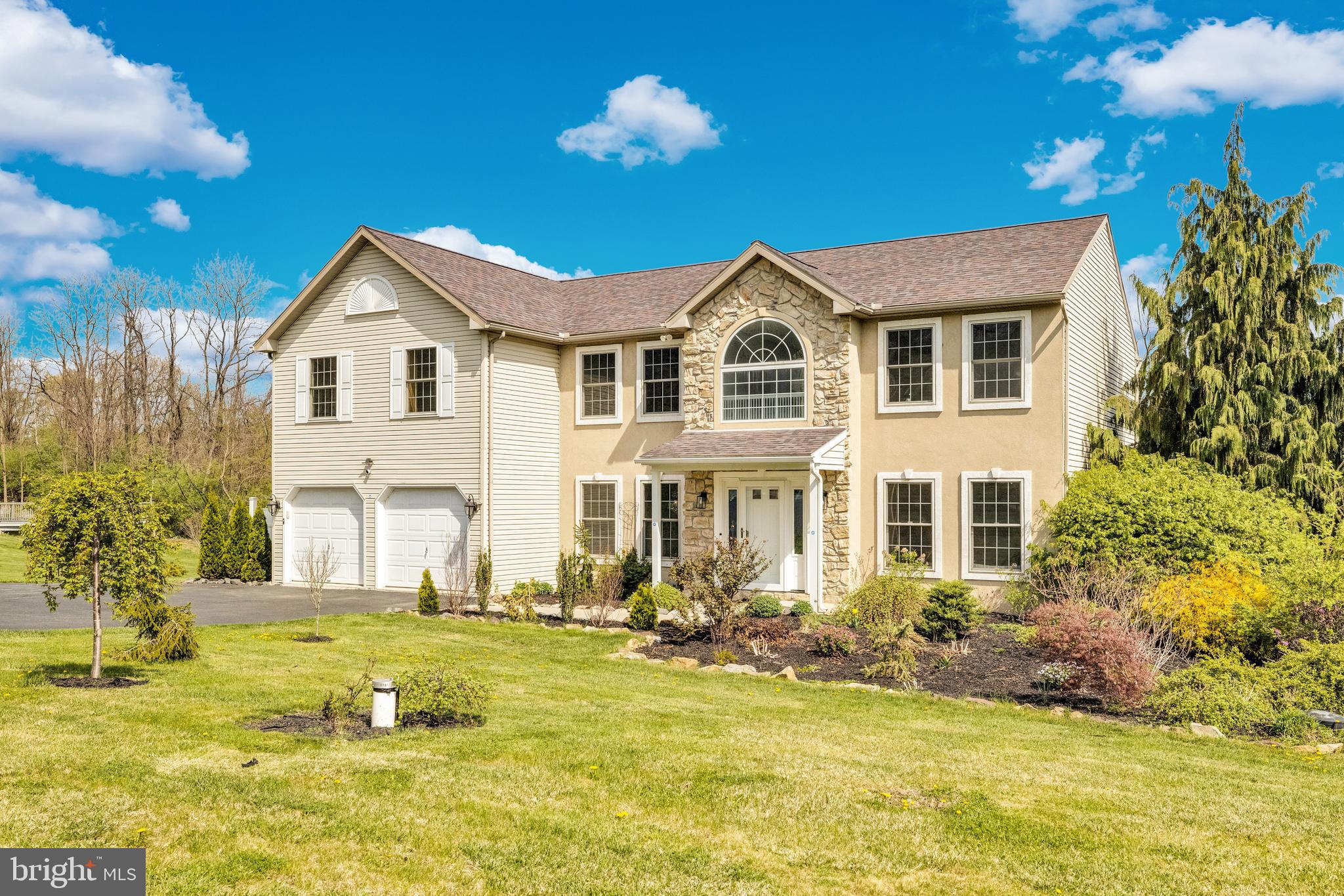 RIDGE CREST - Residential