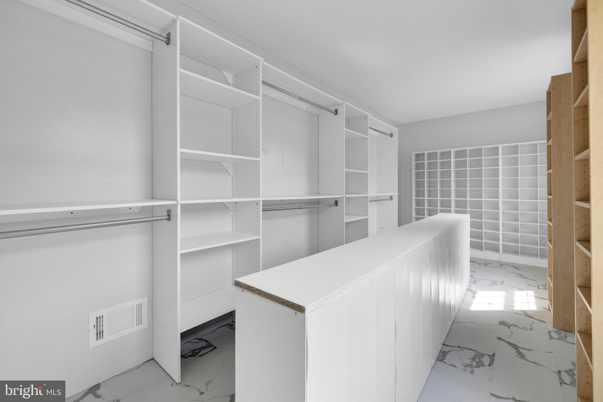 RIDGE CREST - Residential