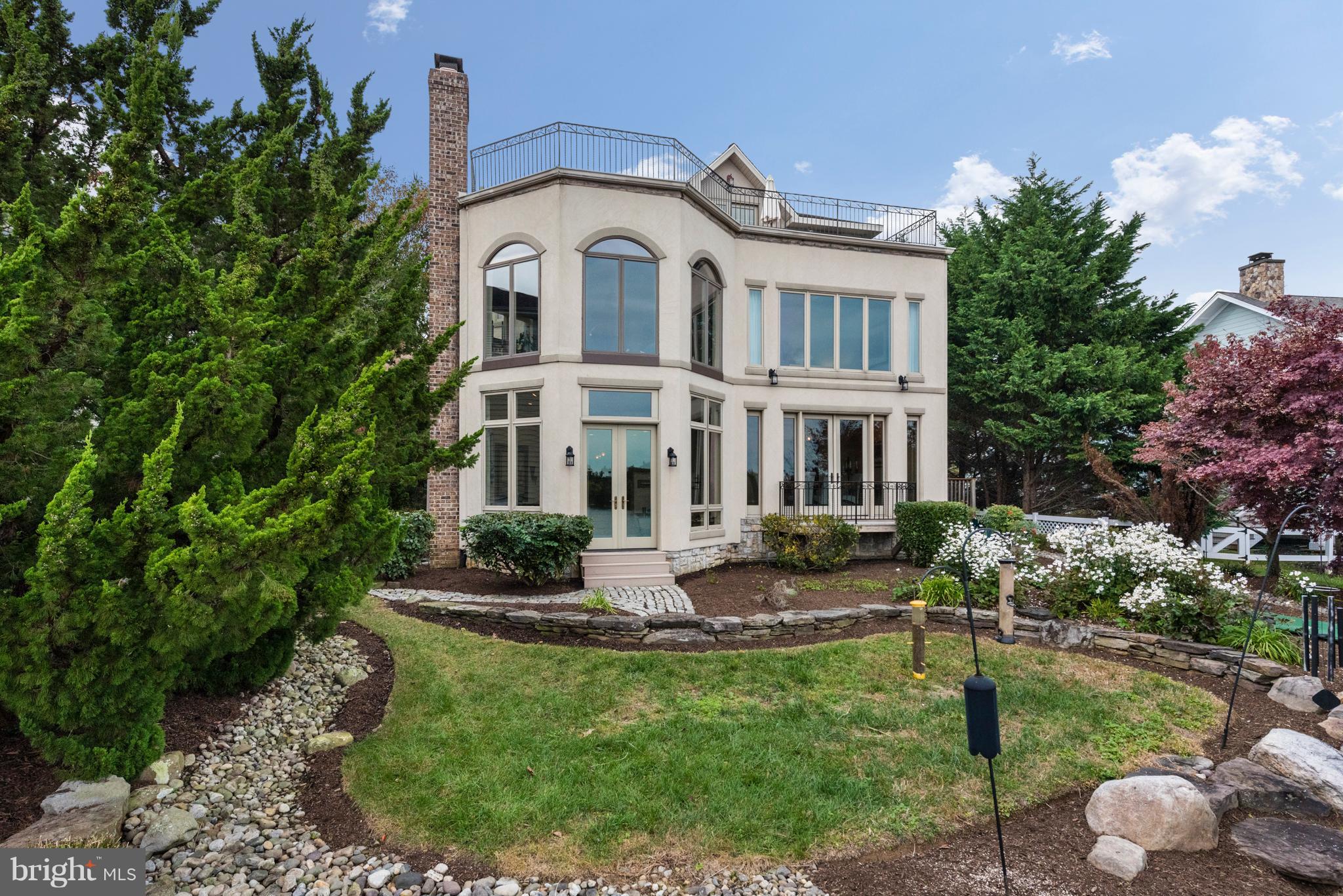 WHITEHALL BEACH - Residential