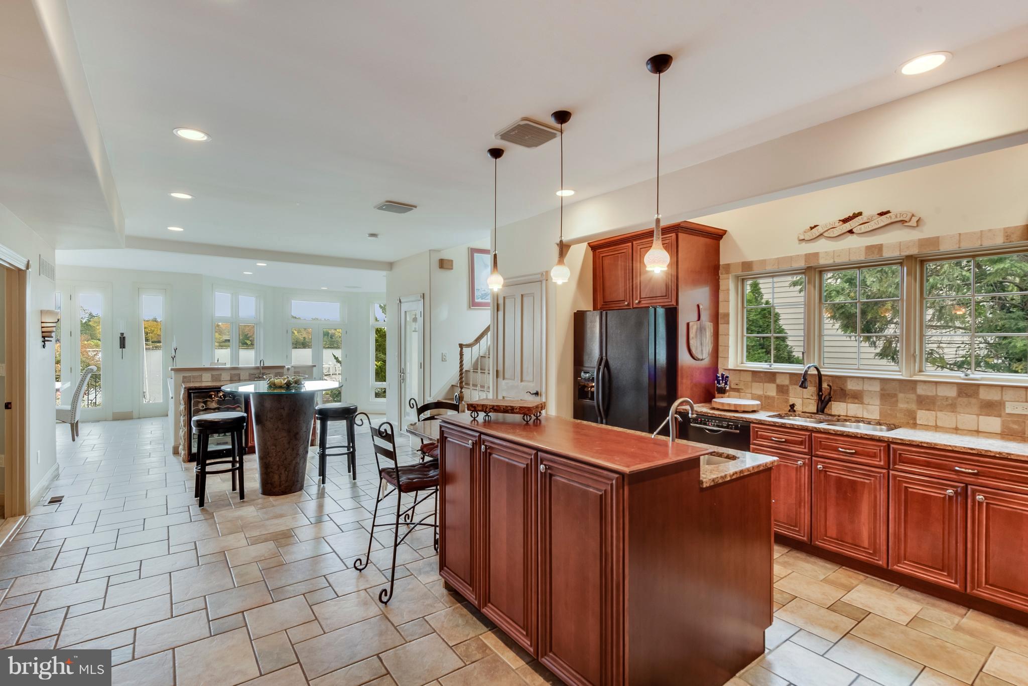 WHITEHALL BEACH - Residential