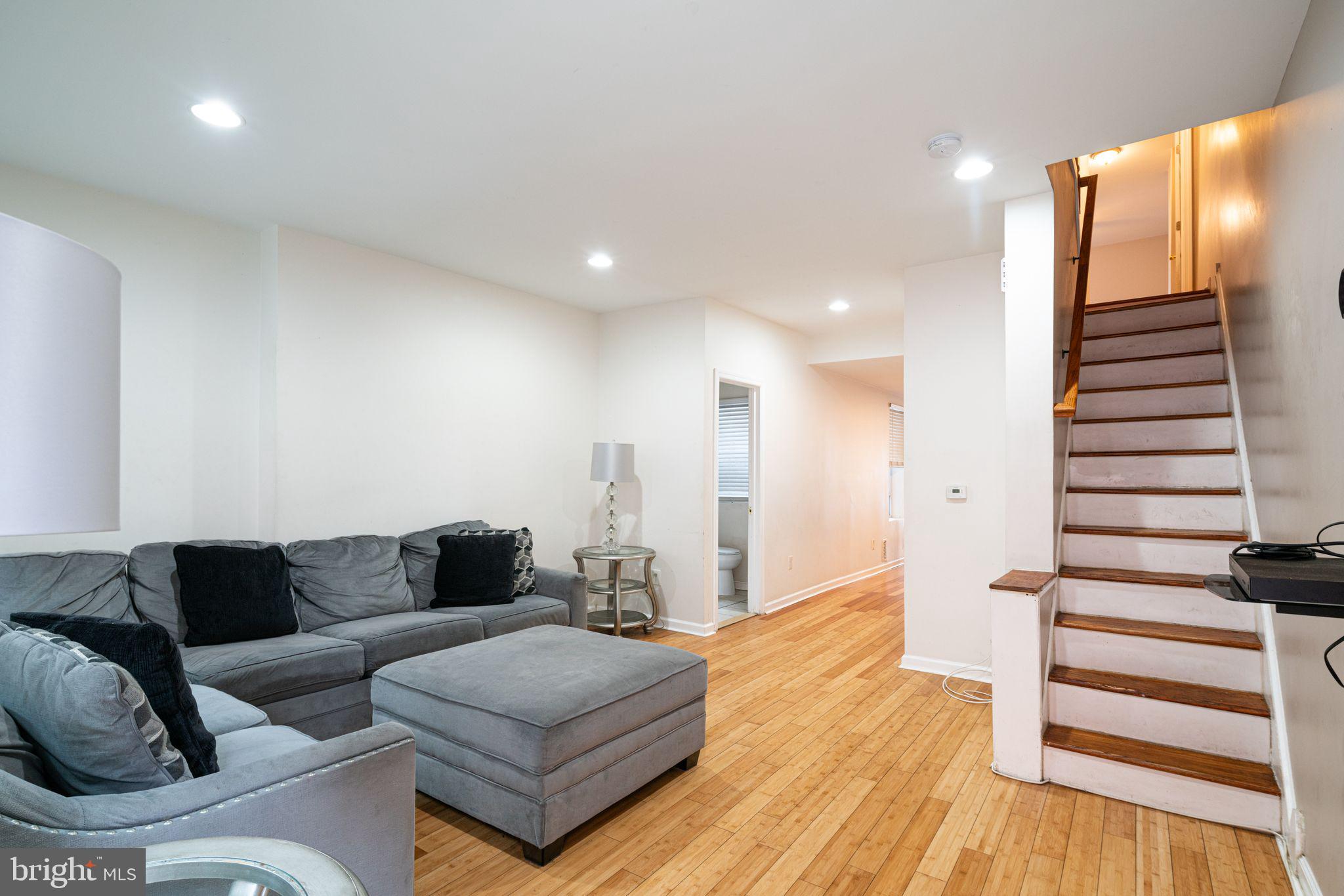 FAIRMOUNT - Residential