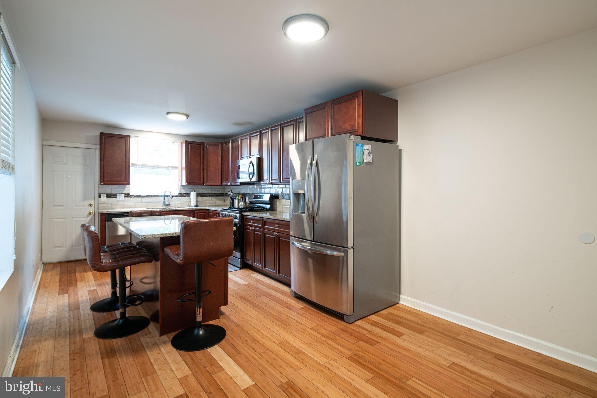 FAIRMOUNT - Residential