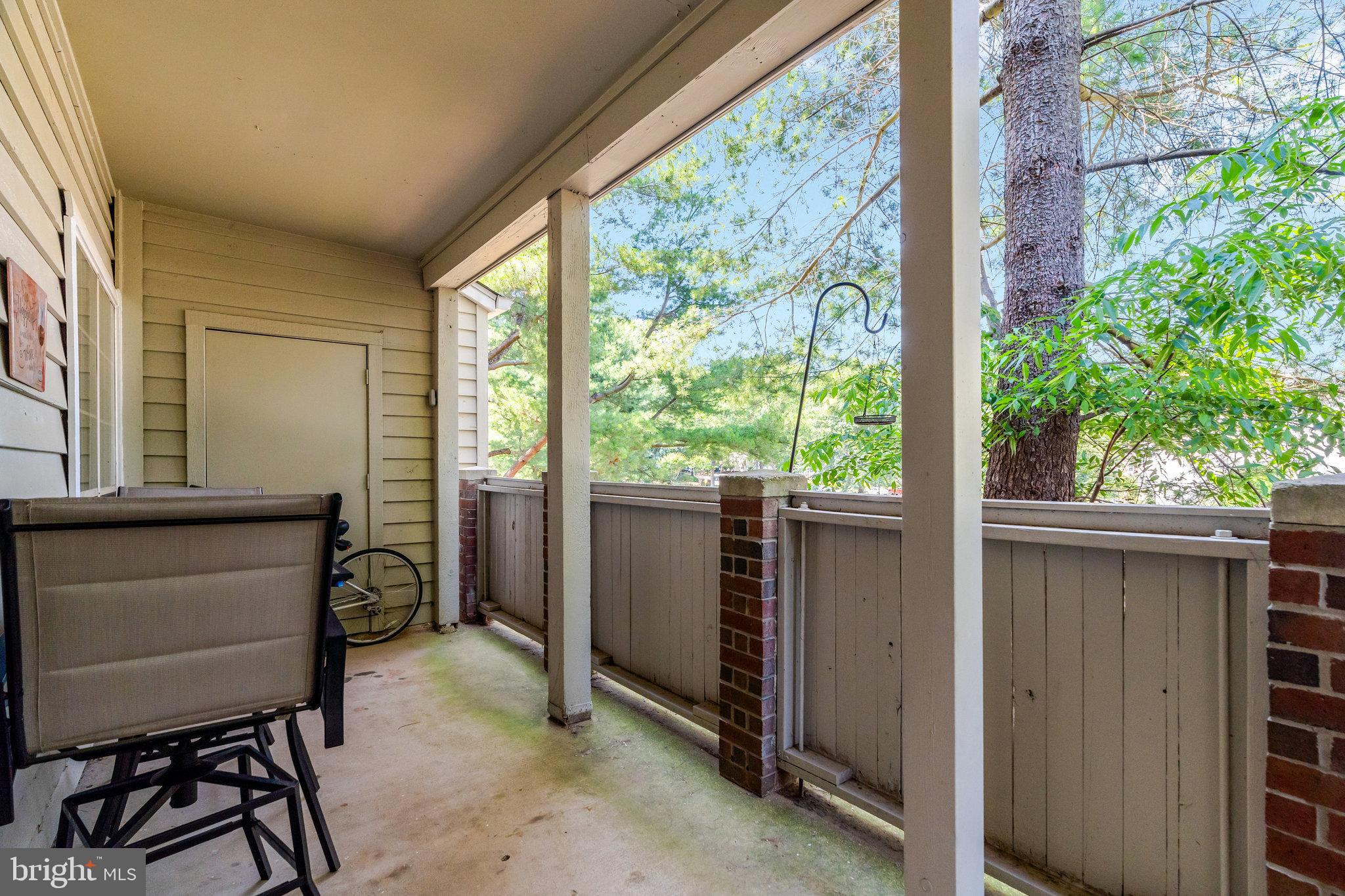 PENDERBROOK SQUARE CONDOMINIUMS - Residential