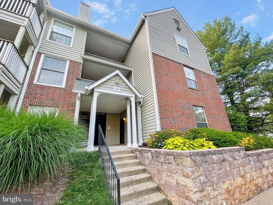 ***Catered Open Houses Saturday (6/22) 11am-1pm and Sunday (6/23) 2-4pm*** Offer Deadline Monday (6/24)  at 11am***Welcome to your new home at this inviting 2-bed, 2-bath condo in the desirable Penderbrook golf course community of Fairfax, VA. This awesome condo opportunity features a spacious open floor plan and a large outdoor living space perfect for relaxation. Step into a stunning kitchen adorned with granite countertops, stylish cabinets, a pantry, a raised bar, and recessed lighting. Recent capital improvements include painted cabinets (2023), subway tile backsplash (2021), a new dryer (2023), and a new HVAC system (2023). 

The living room welcomes you with its radiant ambiance, featuring LVP flooring, a cozy fireplace, and a terrace for delightful outdoor enjoyment.

Each bedroom is a plush retreat, with the owner's suite offering a walk-in closet and a private bathroom. The secondary bedroom mirrors this elegance with its own en suite bathroom retreat.

A reserved parking space right at the front ensures convenience for residents, and the unit's ground level location offers easy access with limited stairs.

Enjoy a Country Club lifestyle: two outdoor pools, a community center, two exercise rooms, tennis courts, a tot lot/playground, a BBQ station, and basketball courts. Take advantage of the available golf membership for an enhanced living experience.

Conveniently located near Fair Oaks Mall, Fair Oaks Hospital, and with easy access to Route 66 and the Metro, every convenience is at your fingertips. Situated just 20 miles west of Washington, D.C., and mere minutes from Dulles International Airport, Penderbrook stands as a sanctuary of upscale living built around a public 18-hole championship golf course.

Welcome to the embodiment of lifestyle and comfort—Love where you live!