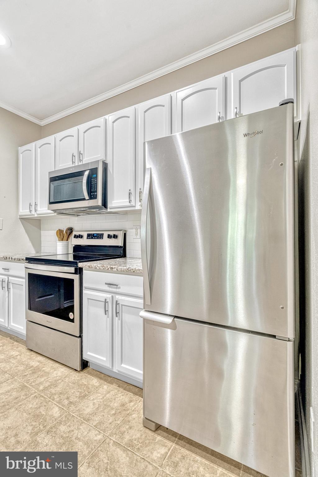 PENDERBROOK SQUARE CONDOMINIUMS - Residential