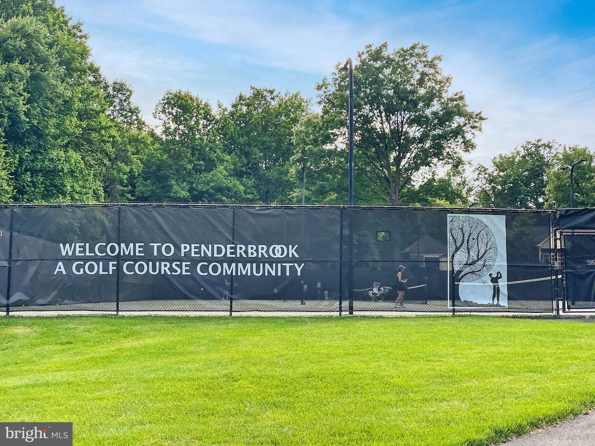 PENDERBROOK SQUARE CONDOMINIUMS - Residential