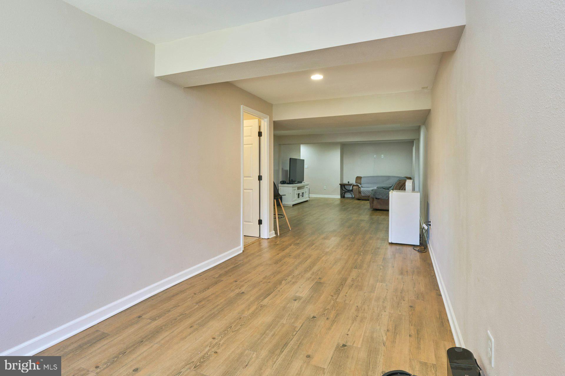 AUTUMN RIDGE - Residential