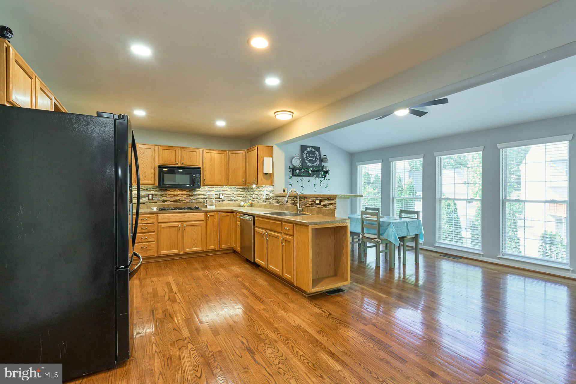 AUTUMN RIDGE - Residential