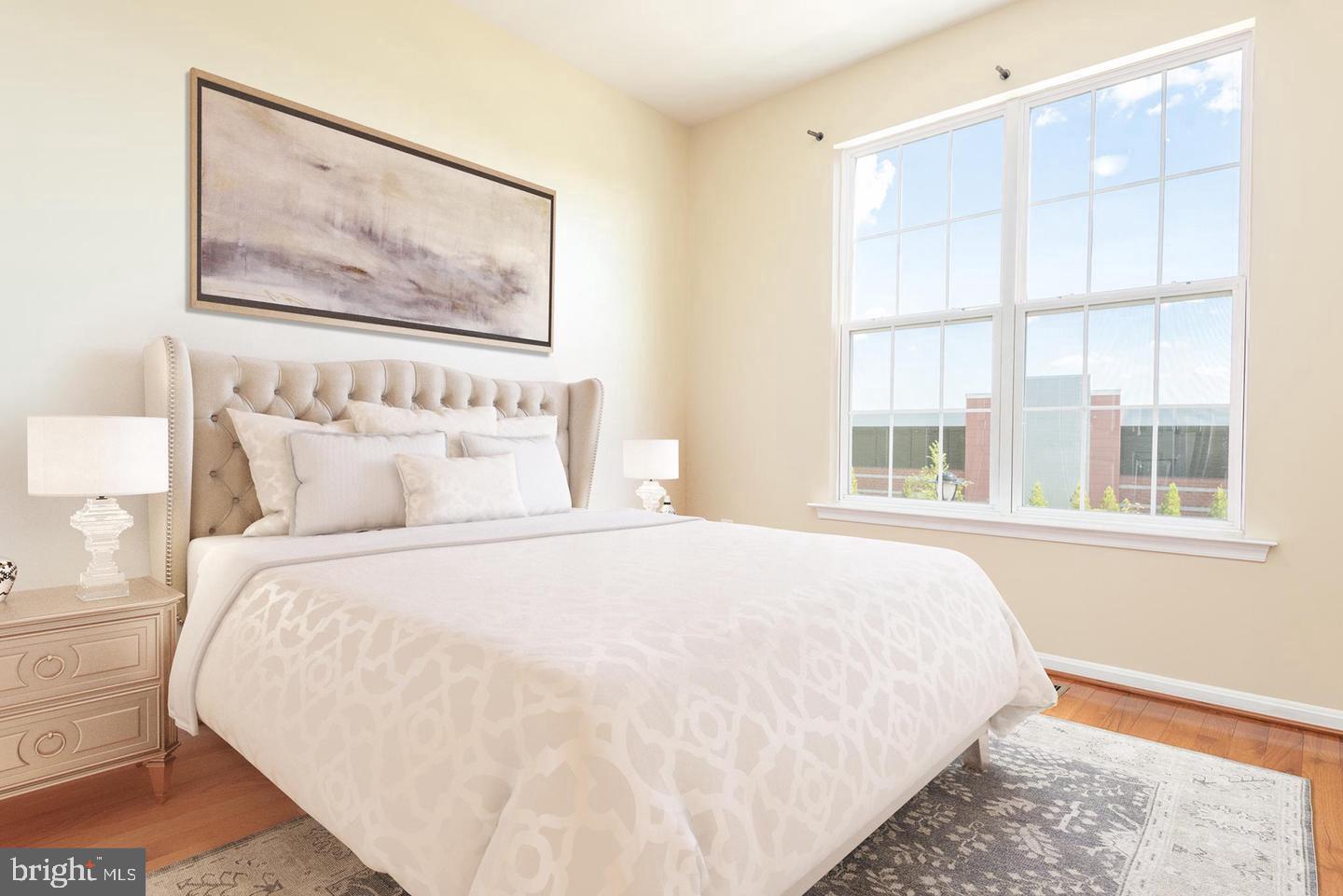 RESIDENCES AT DULLES PRK - Residential Lease