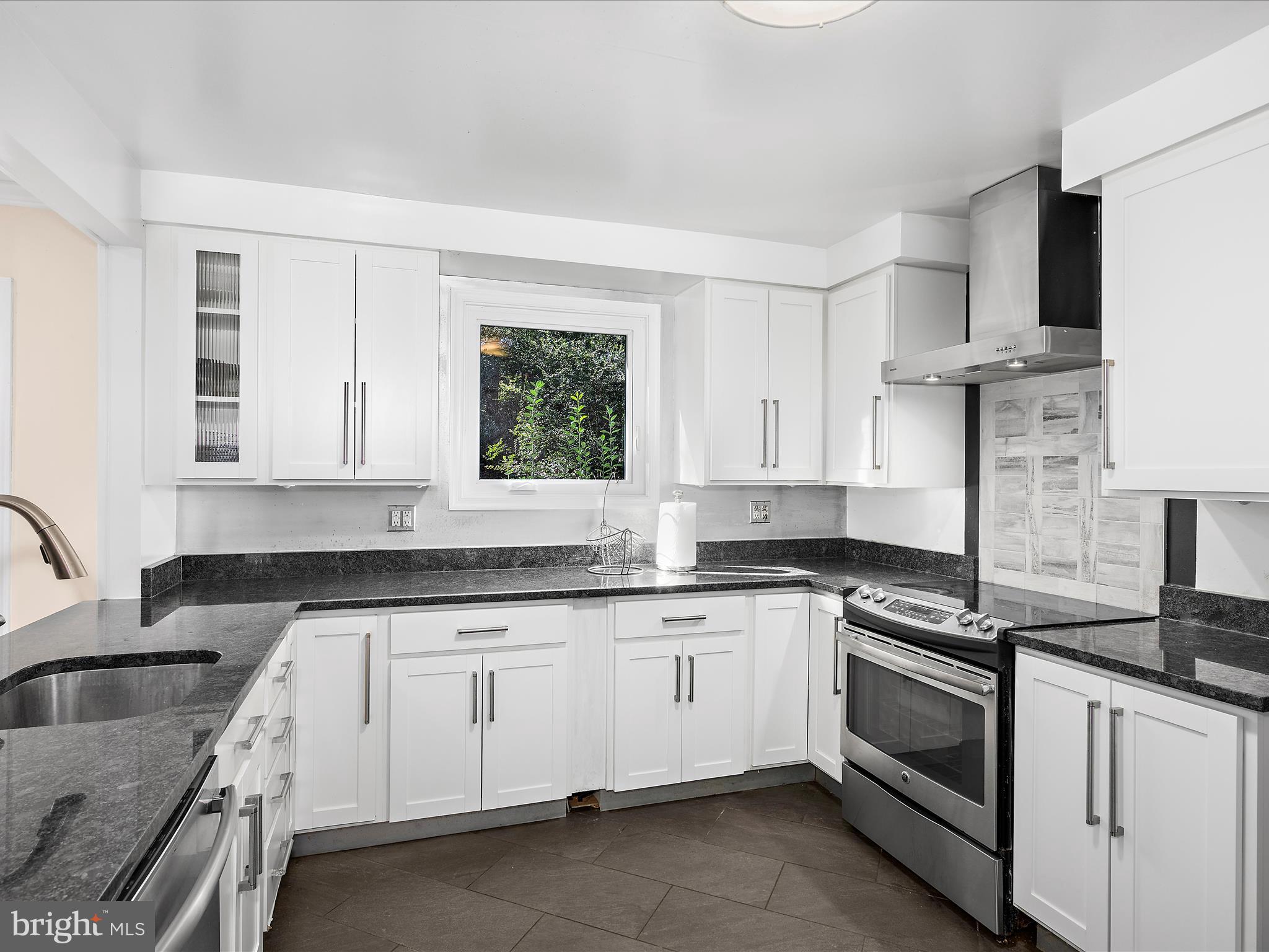 FAIRWOOD - Residential